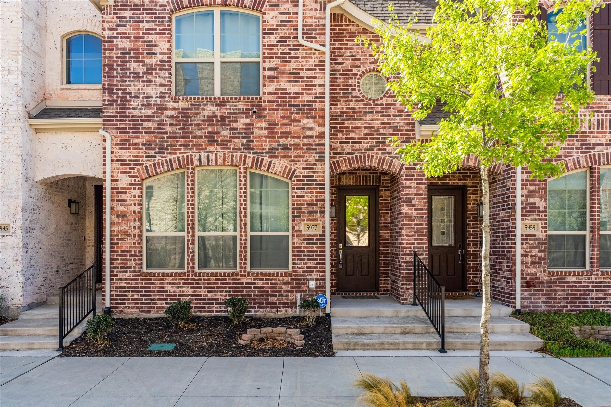 Townhouse For Rent in Collin County , 5977 Page Street, Frisco, Texas 75034, 2 Bedroom, 3 Bathroom, 2 Garage spaces, 1,952 Sqft, built in 2018, mls#21397827, Real Estate Agent in Frisco, Homes For Rent in Collin county, Homes For Rent in Frisco, Realtor in Frisco Texas, Real Estate Brokerage Independent Realty Texas, Luminita Cordes Realtor