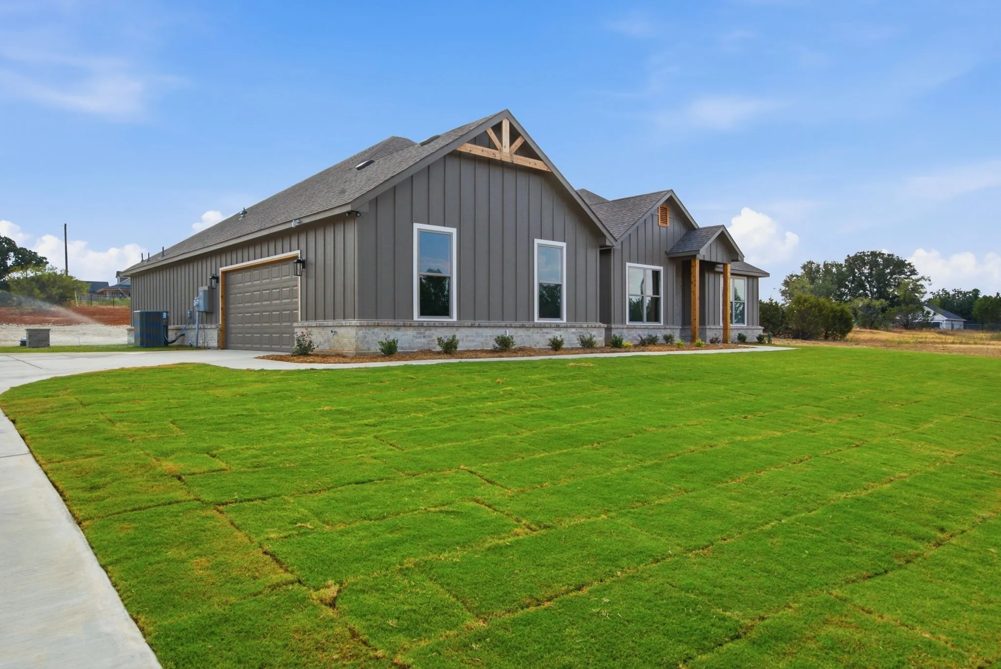 Single Family Residence For Sale in Parker County , 125 Graystone Drive, Weatherford, Texas 76087, 4 Bedroom, 2 Bathroom, 1 Garage spaces, 2,121 Sqft, built in 2026, mls#21401981, Real Estate Agent in Weatherford, Homes For Sale in Parker county, Homes For Sale in Weatherford, Realtor in Weatherford Texas, Real Estate Brokerage Independent Realty Texas, Luminita Cordes Realtor