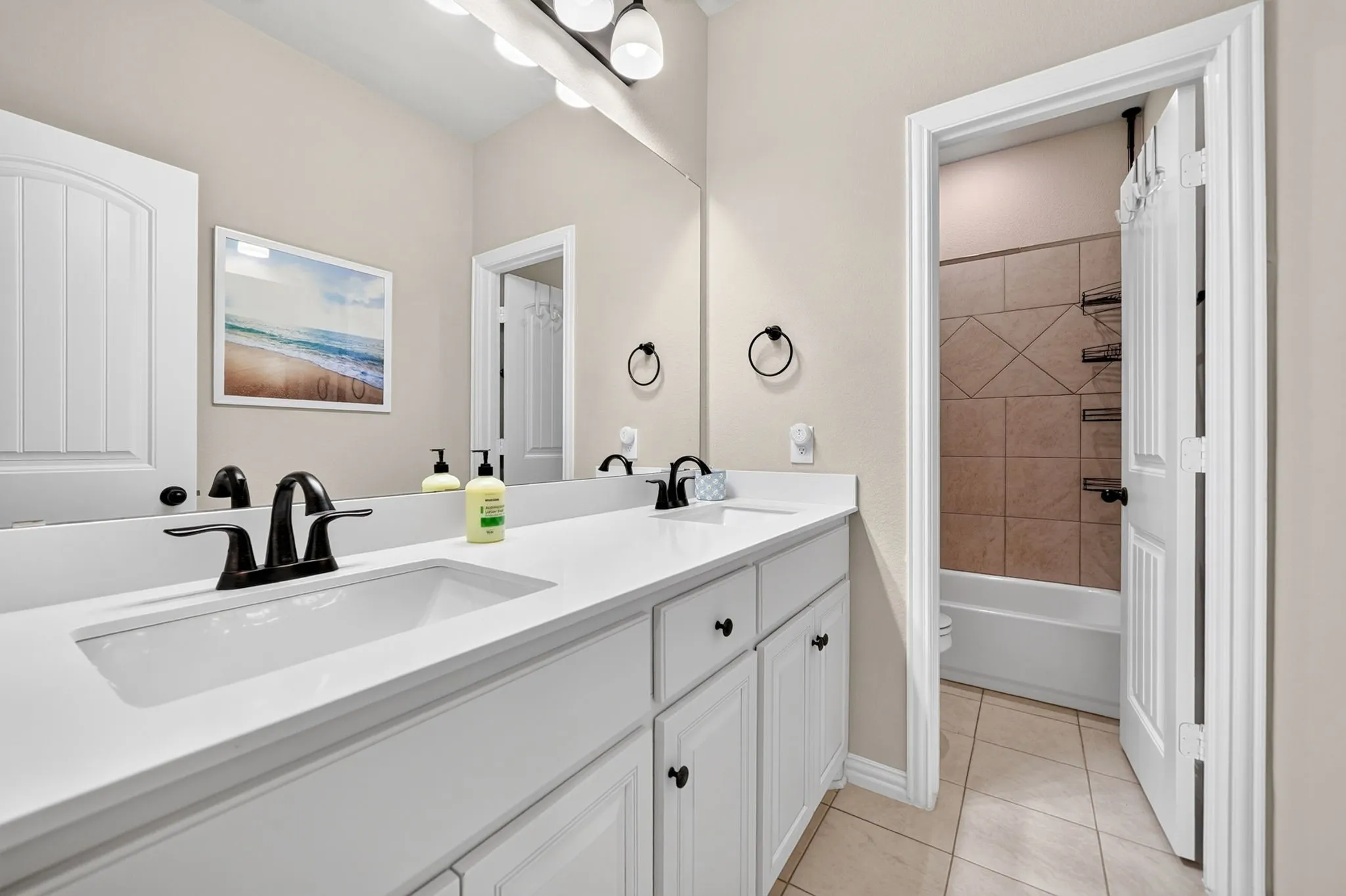 Single Family Residence For Sale in Parker County , 1528 Sidewinder Trail, Weatherford, Texas 76087, 4 Bedroom, 3 Bathroom, 2 Garage spaces, 2,629 Sqft, built in 2021, mls#21397779, Real Estate Agent in Weatherford, Homes For Sale in Parker county, Homes For Sale in Weatherford, Realtor in Weatherford Texas, Real Estate Brokerage Independent Realty Texas, Luminita Cordes Realtor