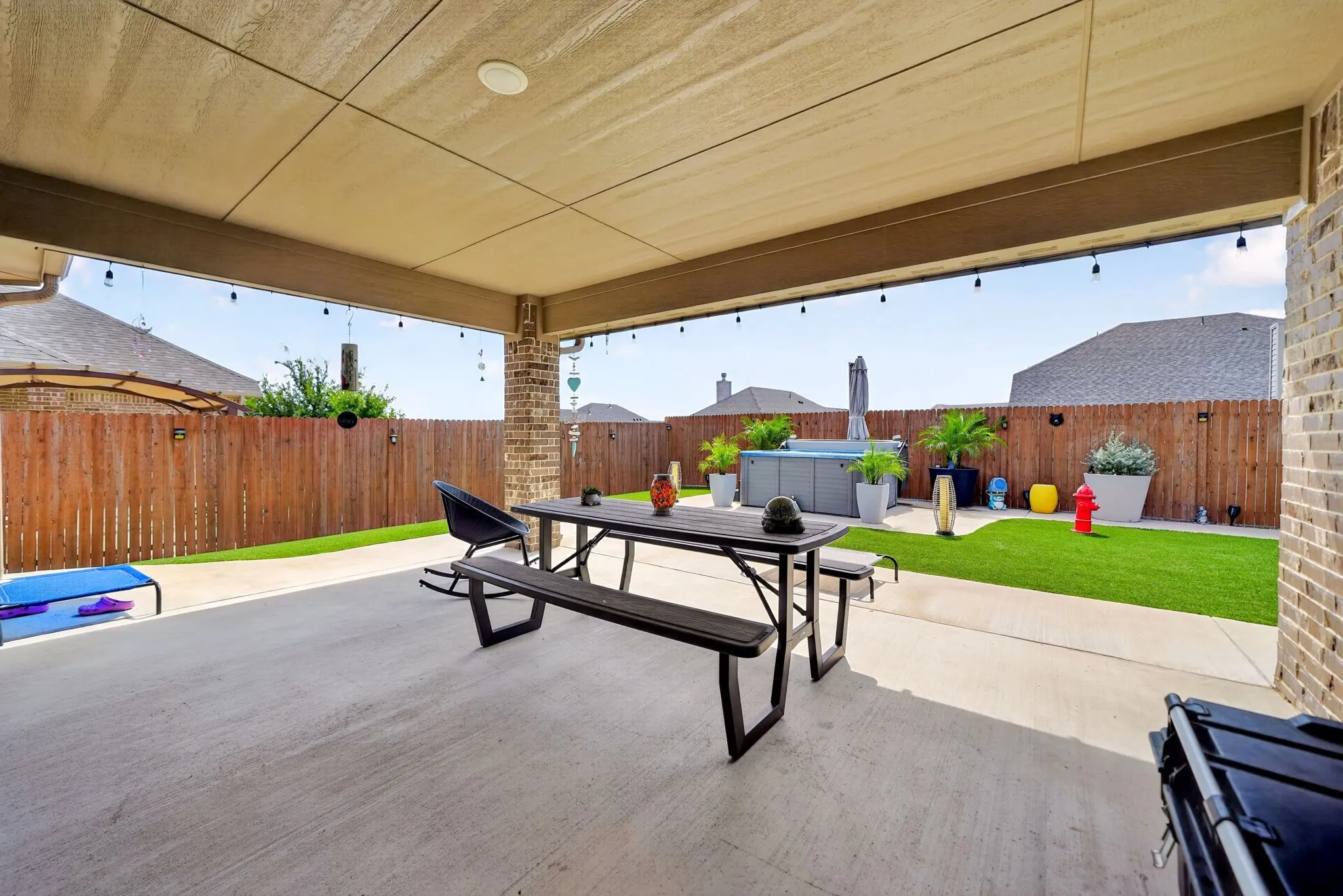 Single Family Residence For Sale in Parker County , 1528 Sidewinder Trail, Weatherford, Texas 76087, 4 Bedroom, 3 Bathroom, 2 Garage spaces, 2,629 Sqft, built in 2021, mls#21397779, Real Estate Agent in Weatherford, Homes For Sale in Parker county, Homes For Sale in Weatherford, Realtor in Weatherford Texas, Real Estate Brokerage Independent Realty Texas, Luminita Cordes Realtor