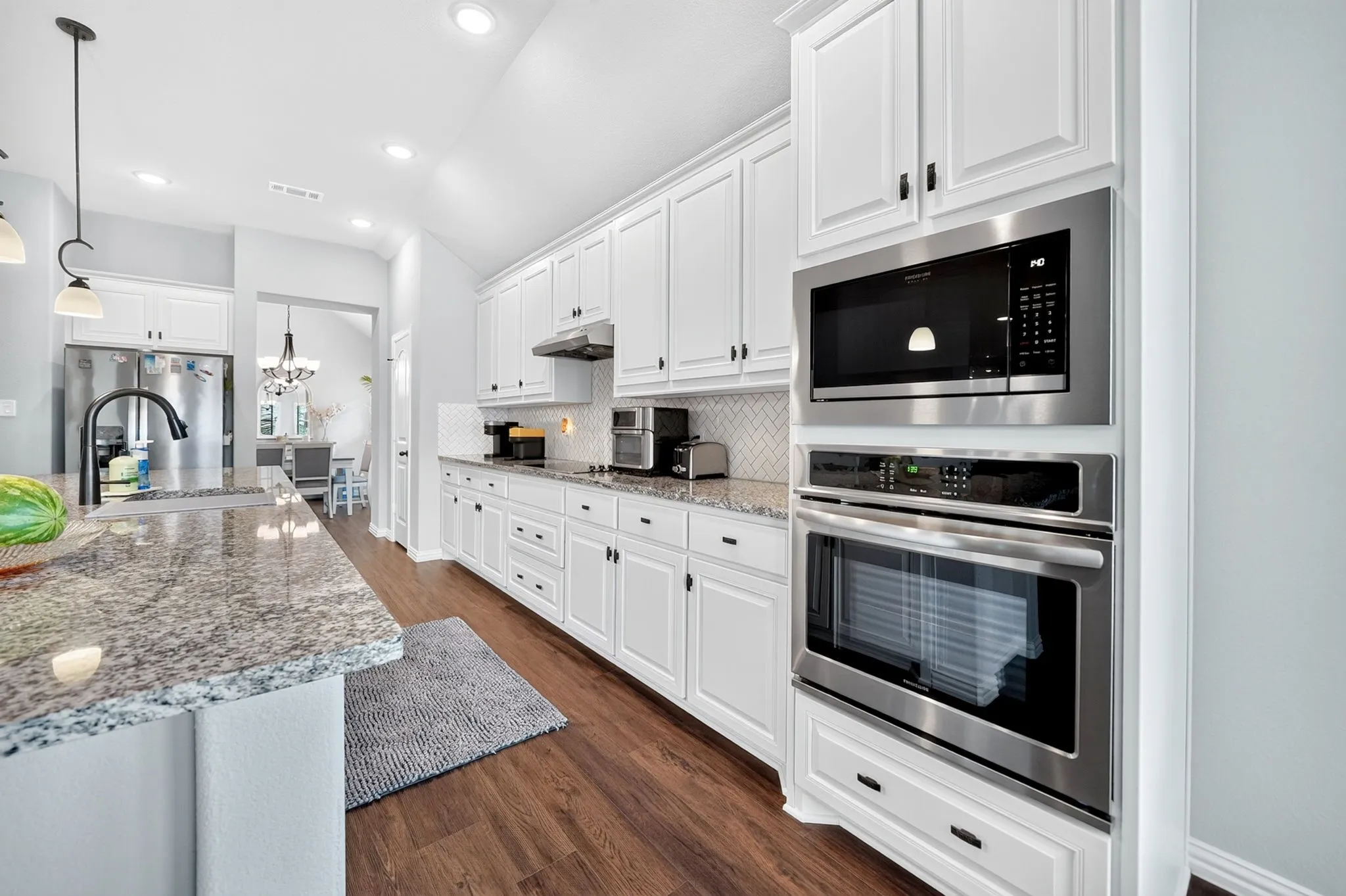 Single Family Residence For Sale in Parker County , 1528 Sidewinder Trail, Weatherford, Texas 76087, 4 Bedroom, 3 Bathroom, 2 Garage spaces, 2,629 Sqft, built in 2021, mls#21397779, Real Estate Agent in Weatherford, Homes For Sale in Parker county, Homes For Sale in Weatherford, Realtor in Weatherford Texas, Real Estate Brokerage Independent Realty Texas, Luminita Cordes Realtor