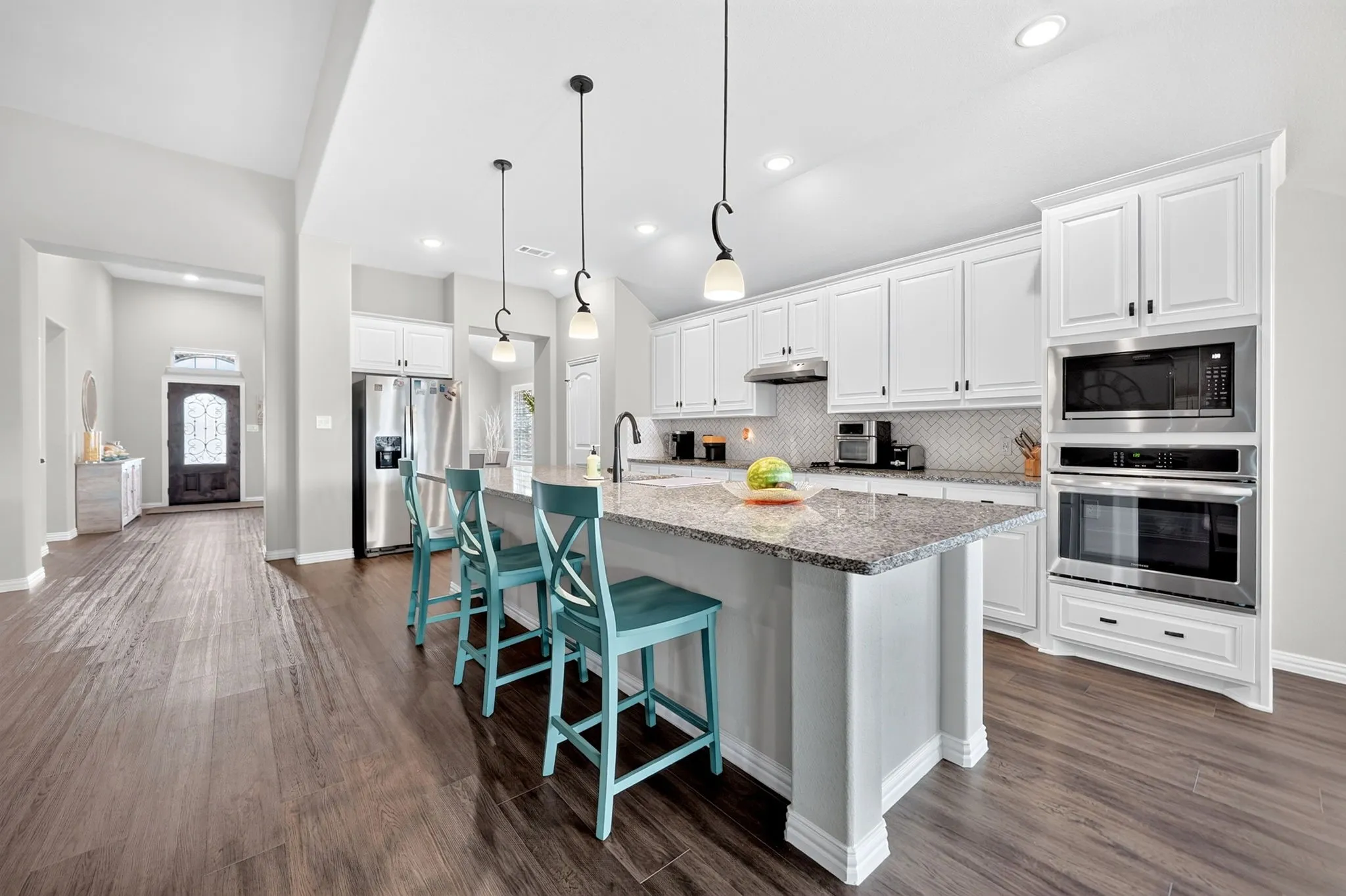 Single Family Residence For Sale in Parker County , 1528 Sidewinder Trail, Weatherford, Texas 76087, 4 Bedroom, 3 Bathroom, 2 Garage spaces, 2,629 Sqft, built in 2021, mls#21397779, Real Estate Agent in Weatherford, Homes For Sale in Parker county, Homes For Sale in Weatherford, Realtor in Weatherford Texas, Real Estate Brokerage Independent Realty Texas, Luminita Cordes Realtor