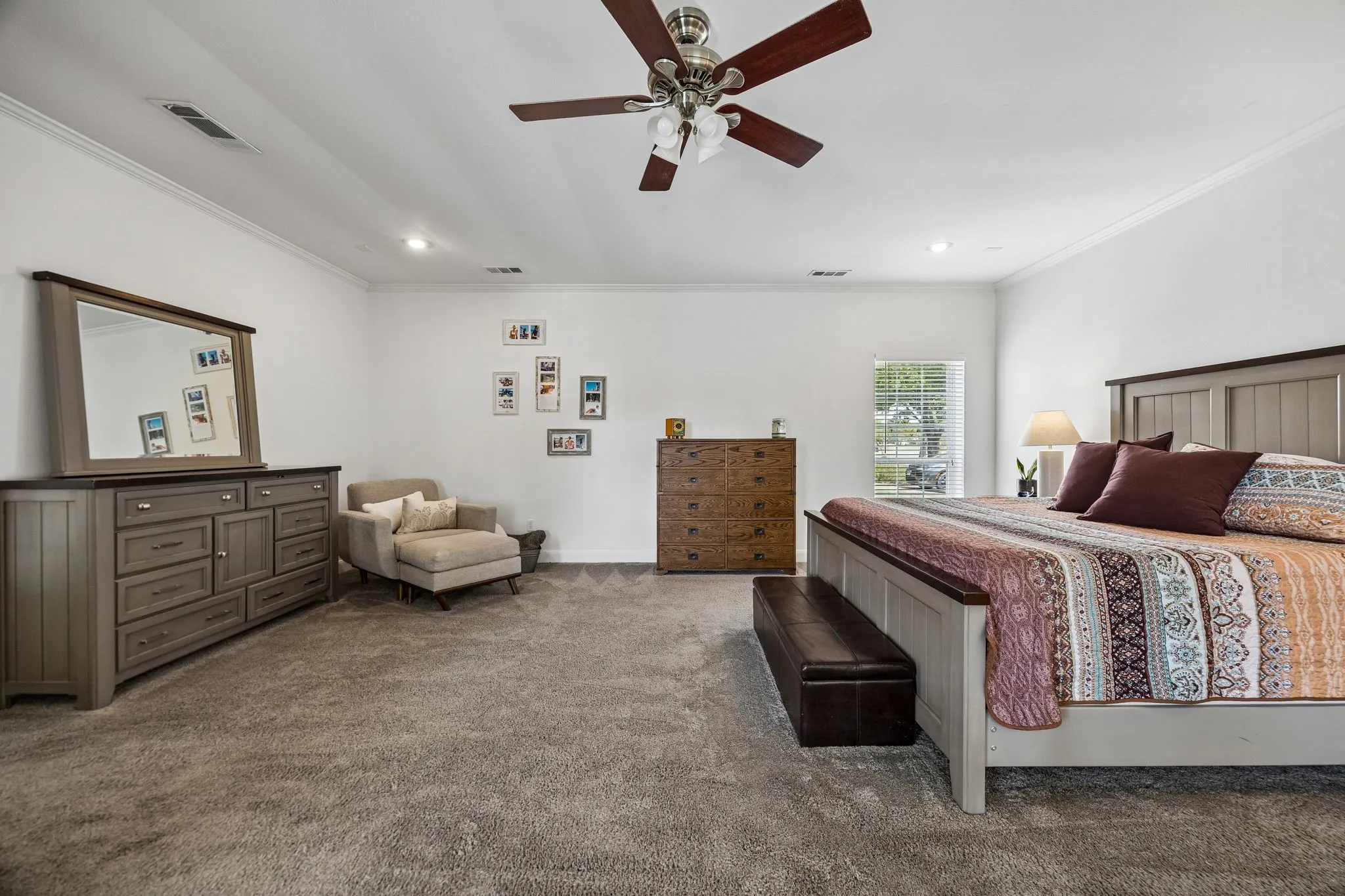 Single Family Residence For Sale in Fannin County , 107 N Westlake Drive, Leonard, Texas 75452, 4 Bedroom, 4 Bathroom, 2 Garage spaces, 3,371 Sqft, built in 2000, mls#21398565, Real Estate Agent in Leonard, Homes For Sale in Fannin county, Homes For Sale in Leonard, Realtor in Leonard Texas, Real Estate Brokerage Independent Realty Texas, Luminita Cordes Realtor