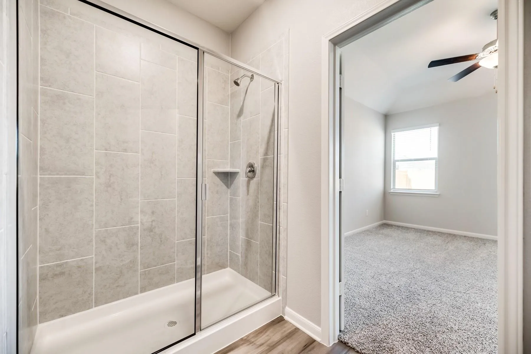 Single Family Residence For Rent in Collin County , 412 Harbor Oaks Drive, Anna, Texas 75409, 4 Bedroom, 2 Bathroom, 2 Garage spaces, 1,811 Sqft, built in 2022, mls#21401963, Real Estate Agent in Anna, Homes For Rent in Collin county, Homes For Rent in Anna, Realtor in Anna Texas, Real Estate Brokerage Independent Realty Texas, Luminita Cordes Realtor