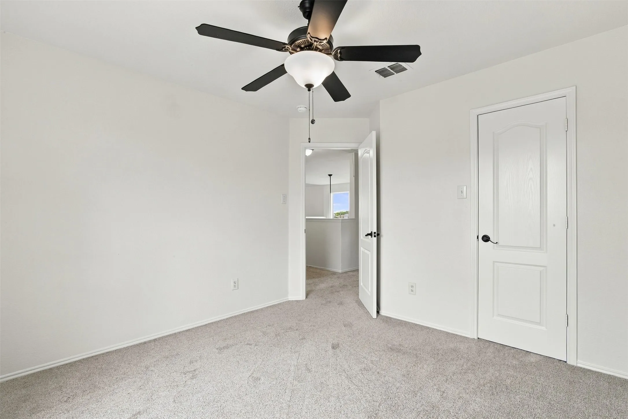 Single Family Residence For Sale in Collin County , 8502 Arcadia Drive, Frisco, Texas 75035, 4 Bedroom, 3 Bathroom, 2 Garage spaces, 2,720 Sqft, built in 1998, mls#21378423, Real Estate Agent in Frisco, Homes For Sale in Collin county, Homes For Sale in Frisco, Realtor in Frisco Texas, Real Estate Brokerage Independent Realty Texas, Luminita Cordes Realtor