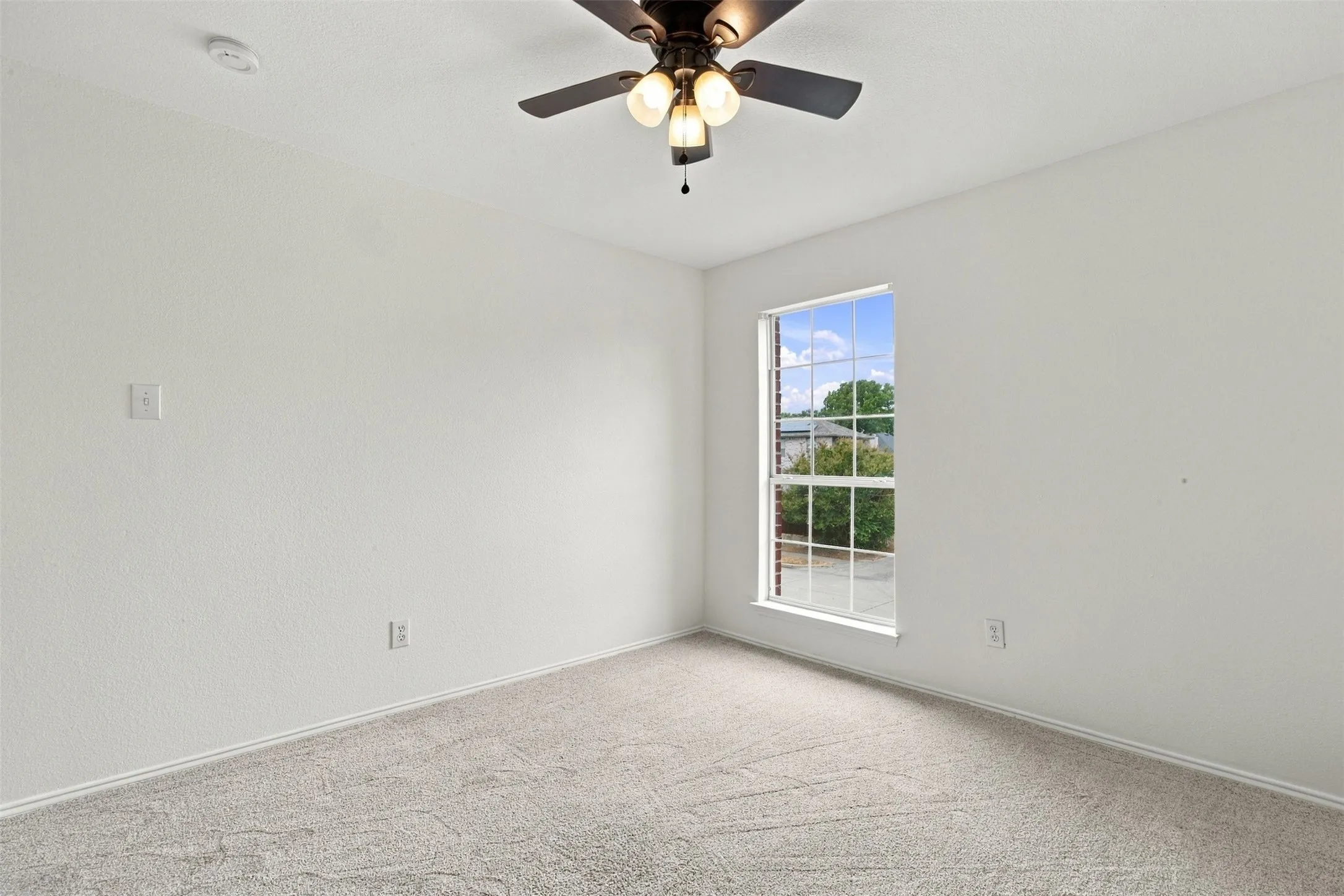 Single Family Residence For Sale in Collin County , 8502 Arcadia Drive, Frisco, Texas 75035, 4 Bedroom, 3 Bathroom, 2 Garage spaces, 2,720 Sqft, built in 1998, mls#21378423, Real Estate Agent in Frisco, Homes For Sale in Collin county, Homes For Sale in Frisco, Realtor in Frisco Texas, Real Estate Brokerage Independent Realty Texas, Luminita Cordes Realtor