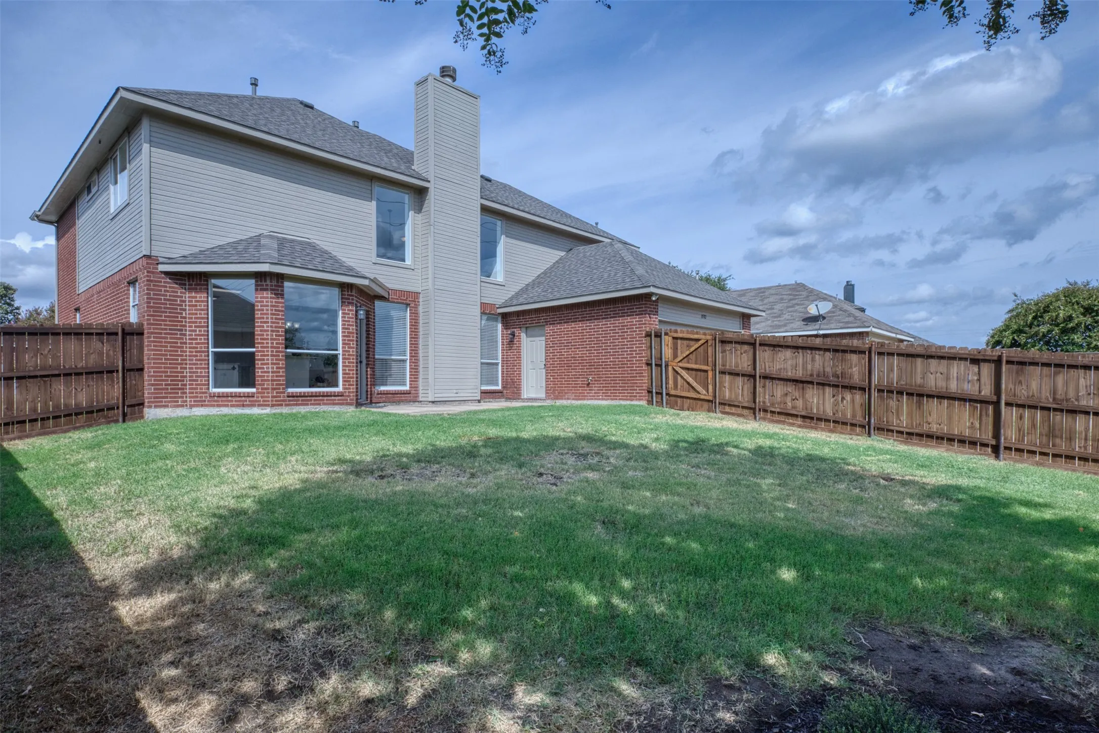 Single Family Residence For Sale in Collin County , 8502 Arcadia Drive, Frisco, Texas 75035, 4 Bedroom, 3 Bathroom, 2 Garage spaces, 2,720 Sqft, built in 1998, mls#21378423, Real Estate Agent in Frisco, Homes For Sale in Collin county, Homes For Sale in Frisco, Realtor in Frisco Texas, Real Estate Brokerage Independent Realty Texas, Luminita Cordes Realtor