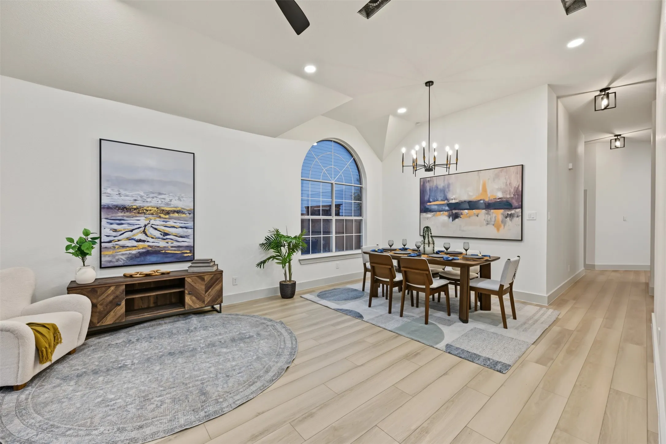 Single Family Residence For Sale in Denton County , 1213 Marcus Court, Flower Mound, Texas 75028, 3 Bedroom, 2 Bathroom, 2 Garage spaces, 1,854 Sqft, built in 1993, mls#21376098, Real Estate Agent in Flower Mound, Homes For Sale in Denton county, Homes For Sale in Flower Mound, Realtor in Flower Mound Texas, Real Estate Brokerage Independent Realty Texas, Luminita Cordes Realtor