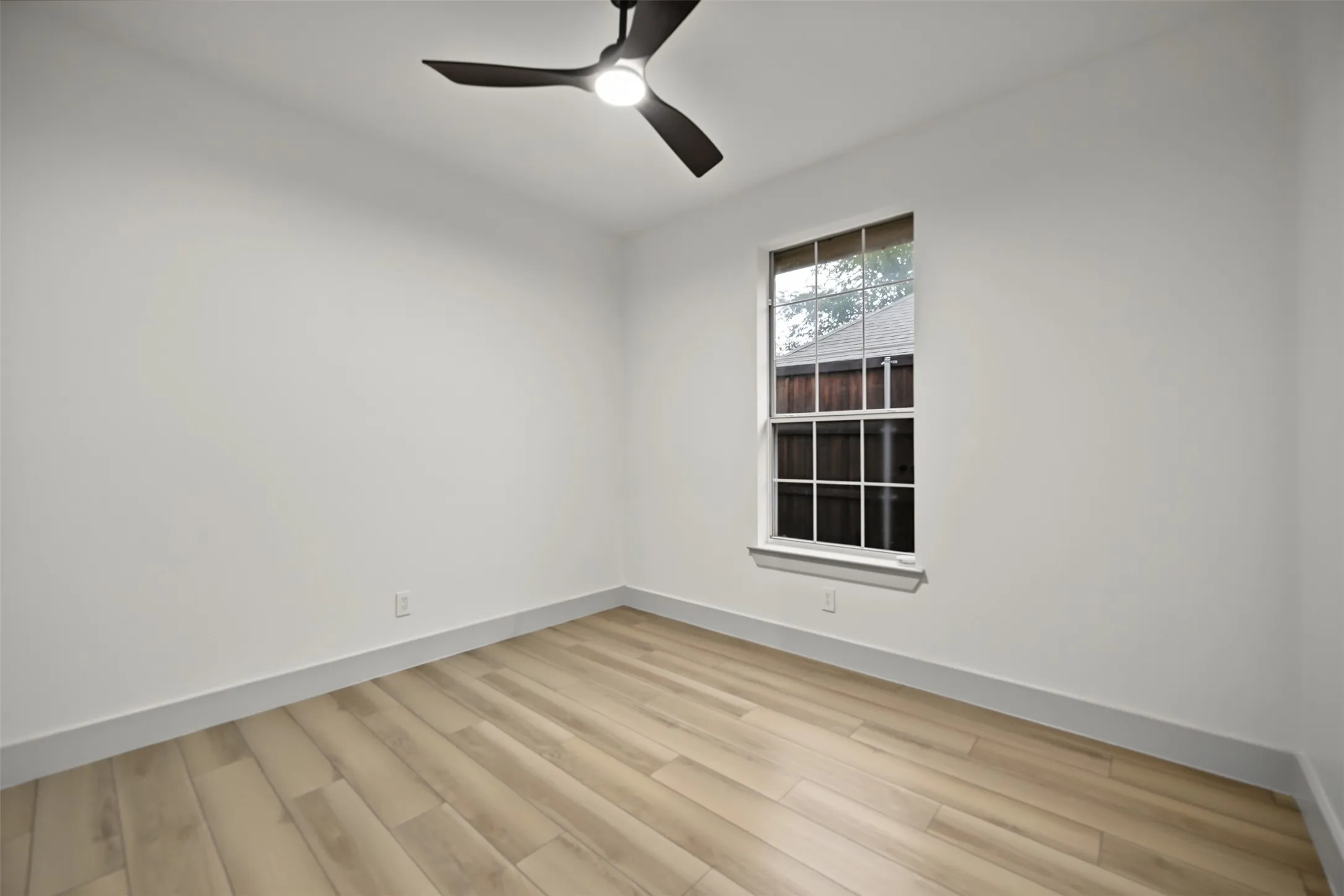 Single Family Residence For Sale in Denton County , 1213 Marcus Court, Flower Mound, Texas 75028, 3 Bedroom, 2 Bathroom, 2 Garage spaces, 1,854 Sqft, built in 1993, mls#21376098, Real Estate Agent in Flower Mound, Homes For Sale in Denton county, Homes For Sale in Flower Mound, Realtor in Flower Mound Texas, Real Estate Brokerage Independent Realty Texas, Luminita Cordes Realtor