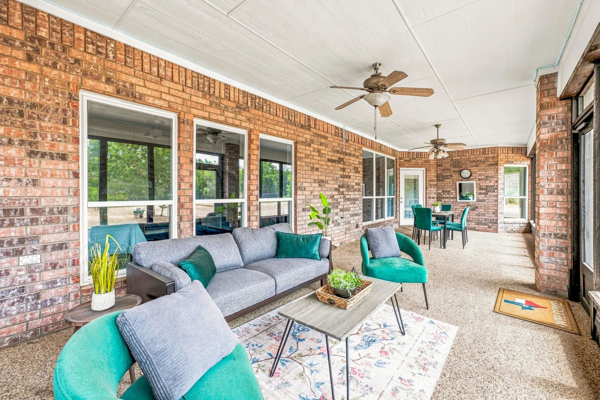 Single Family Residence For Sale in Hood County , 2105 Wood Duck Lane, Granbury, Texas 76049, 4 Bedroom, 3 Bathroom, 3 Garage spaces, 2,532 Sqft, built in 2002, mls#21380359, Real Estate Agent in Granbury, Homes For Sale in Hood county, Homes For Sale in Granbury, Realtor in Granbury Texas, Real Estate Brokerage Independent Realty Texas, Luminita Cordes Realtor