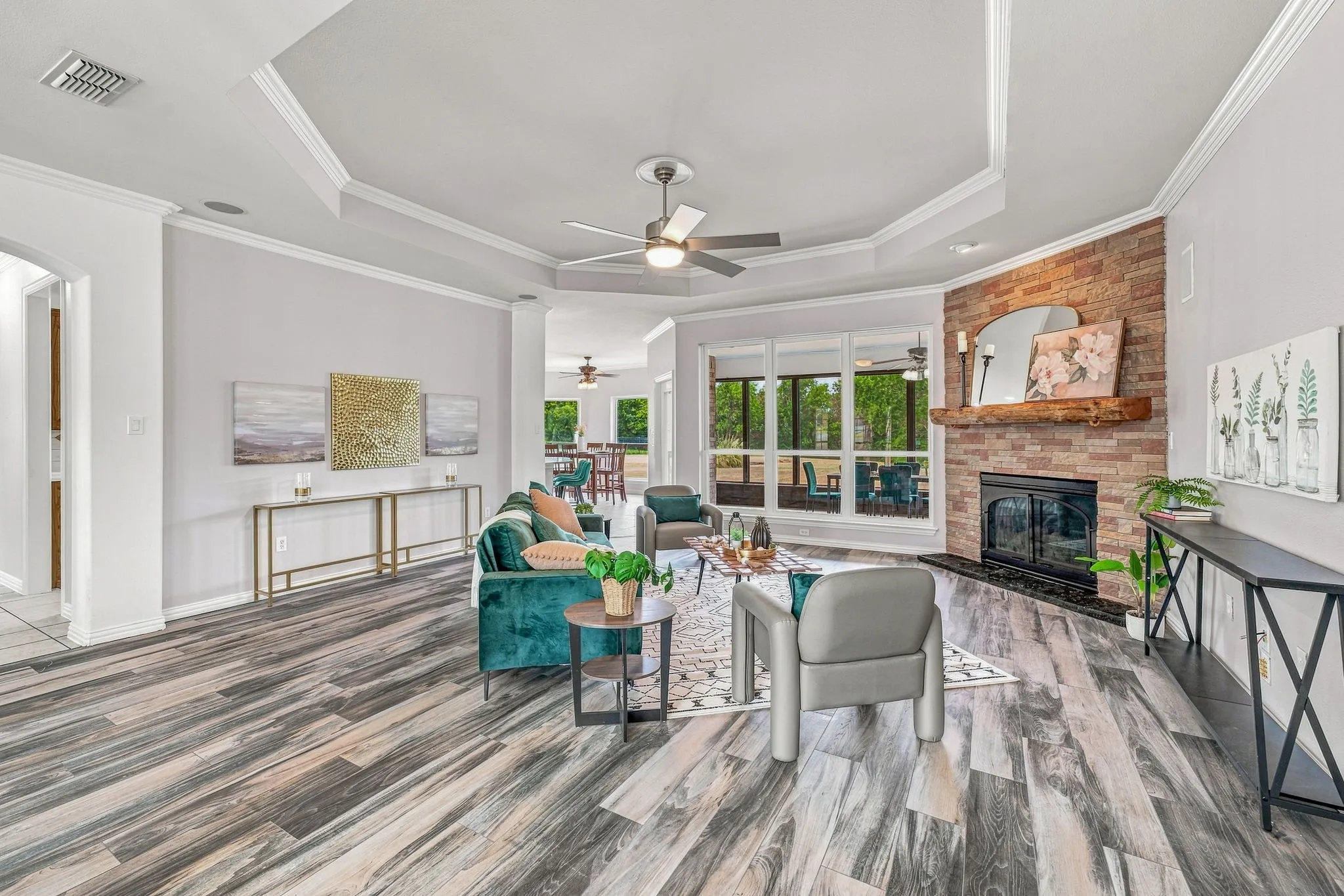 Single Family Residence For Sale in Hood County , 2105 Wood Duck Lane, Granbury, Texas 76049, 4 Bedroom, 3 Bathroom, 3 Garage spaces, 2,532 Sqft, built in 2002, mls#21380359, Real Estate Agent in Granbury, Homes For Sale in Hood county, Homes For Sale in Granbury, Realtor in Granbury Texas, Real Estate Brokerage Independent Realty Texas, Luminita Cordes Realtor