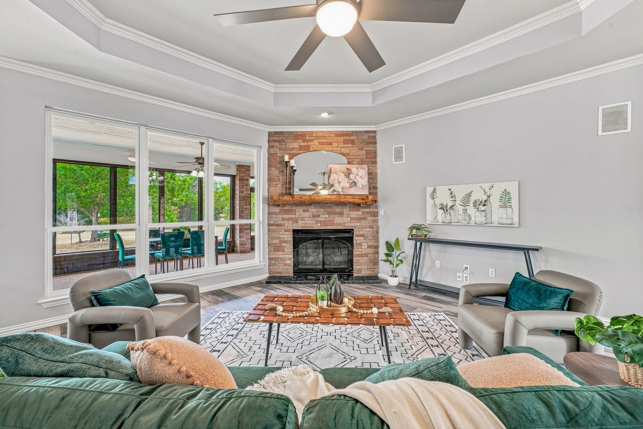 Single Family Residence For Sale in Hood County , 2105 Wood Duck Lane, Granbury, Texas 76049, 4 Bedroom, 3 Bathroom, 3 Garage spaces, 2,532 Sqft, built in 2002, mls#21380359, Real Estate Agent in Granbury, Homes For Sale in Hood county, Homes For Sale in Granbury, Realtor in Granbury Texas, Real Estate Brokerage Independent Realty Texas, Luminita Cordes Realtor