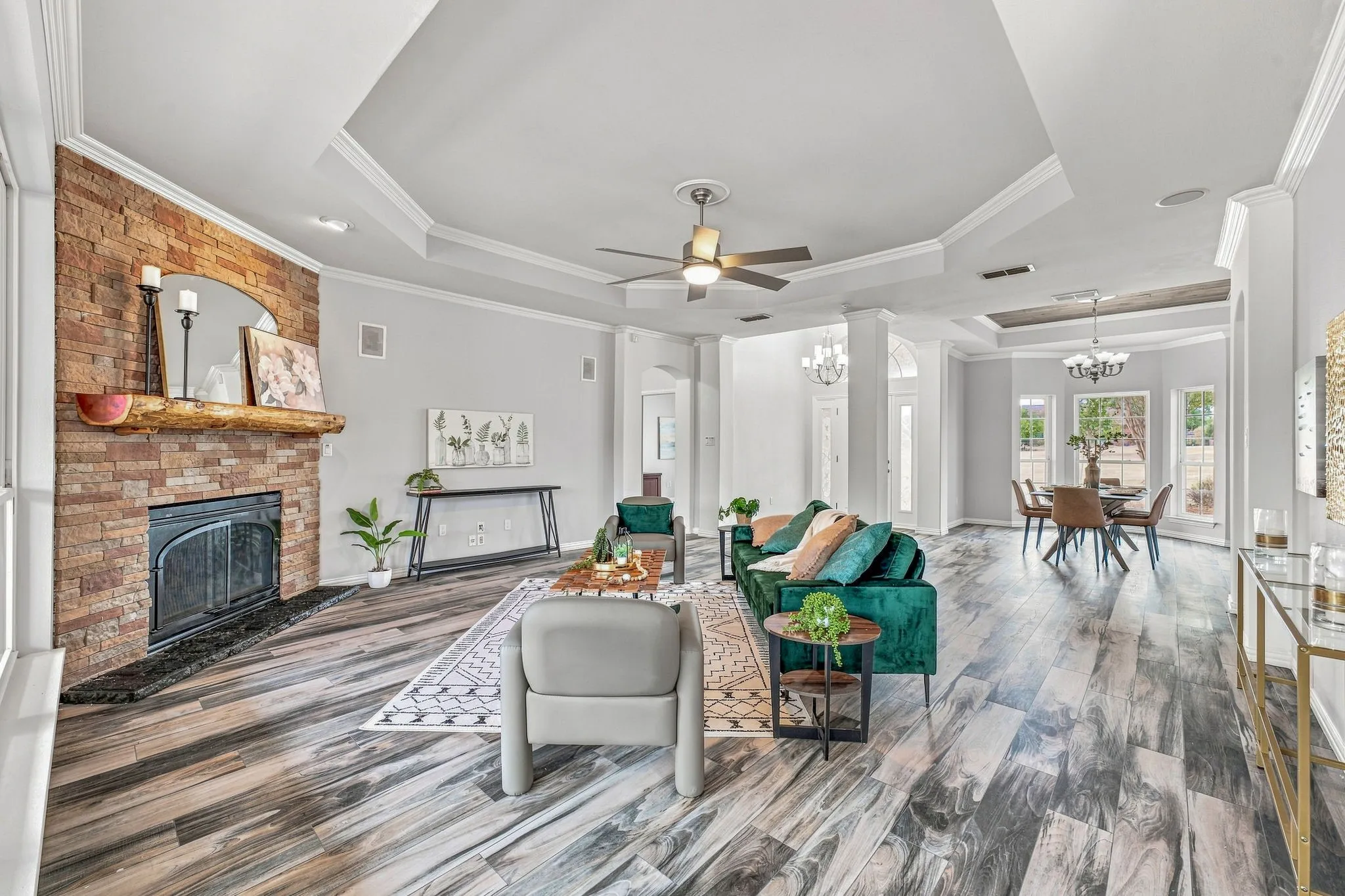 Single Family Residence For Sale in Hood County , 2105 Wood Duck Lane, Granbury, Texas 76049, 4 Bedroom, 3 Bathroom, 3 Garage spaces, 2,532 Sqft, built in 2002, mls#21380359, Real Estate Agent in Granbury, Homes For Sale in Hood county, Homes For Sale in Granbury, Realtor in Granbury Texas, Real Estate Brokerage Independent Realty Texas, Luminita Cordes Realtor