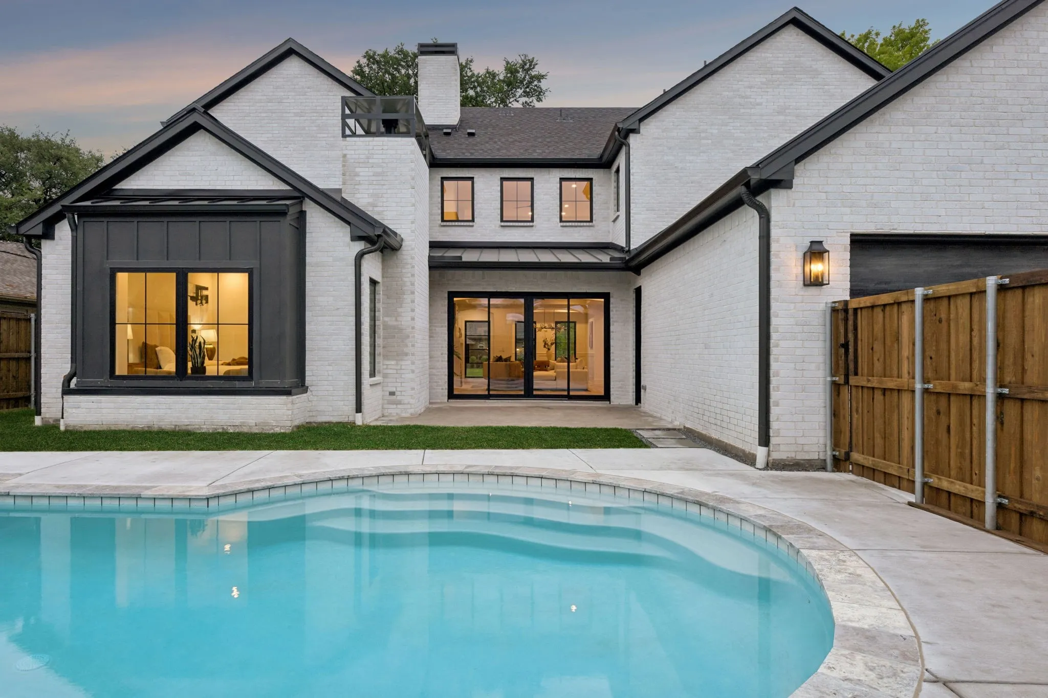 Single Family Residence For Sale in Dallas County , 6915 Middle Cove Drive, Dallas, Texas 75248, 5 Bedroom, 8 Bathroom, 2 Garage spaces, 5,072 Sqft, built in 2026, mls#21399992, Real Estate Agent in Dallas, Homes For Sale in Dallas county, Homes For Sale in Dallas, Realtor in Dallas Texas, Real Estate Brokerage Independent Realty Texas, Luminita Cordes Realtor