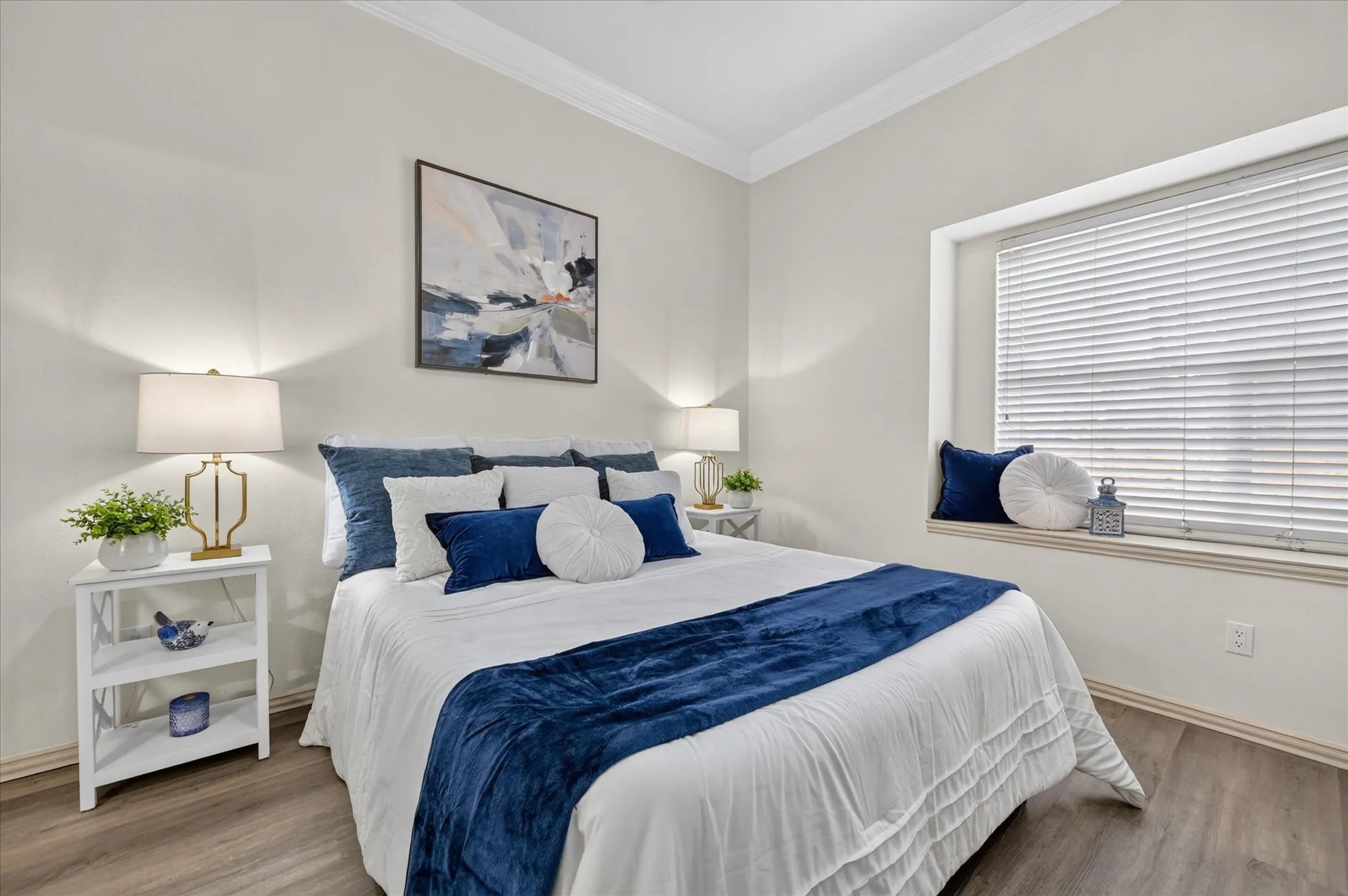 Single Family Residence For Sale in Tarrant County , 6023 Copperfield Drive, Arlington, Texas 76001, 4 Bedroom, 3 Bathroom, 2 Garage spaces, 2,395 Sqft, built in 1992, mls#21401886, Real Estate Agent in Arlington, Homes For Sale in Tarrant county, Homes For Sale in Arlington, Realtor in Arlington Texas, Real Estate Brokerage Independent Realty Texas, Luminita Cordes Realtor