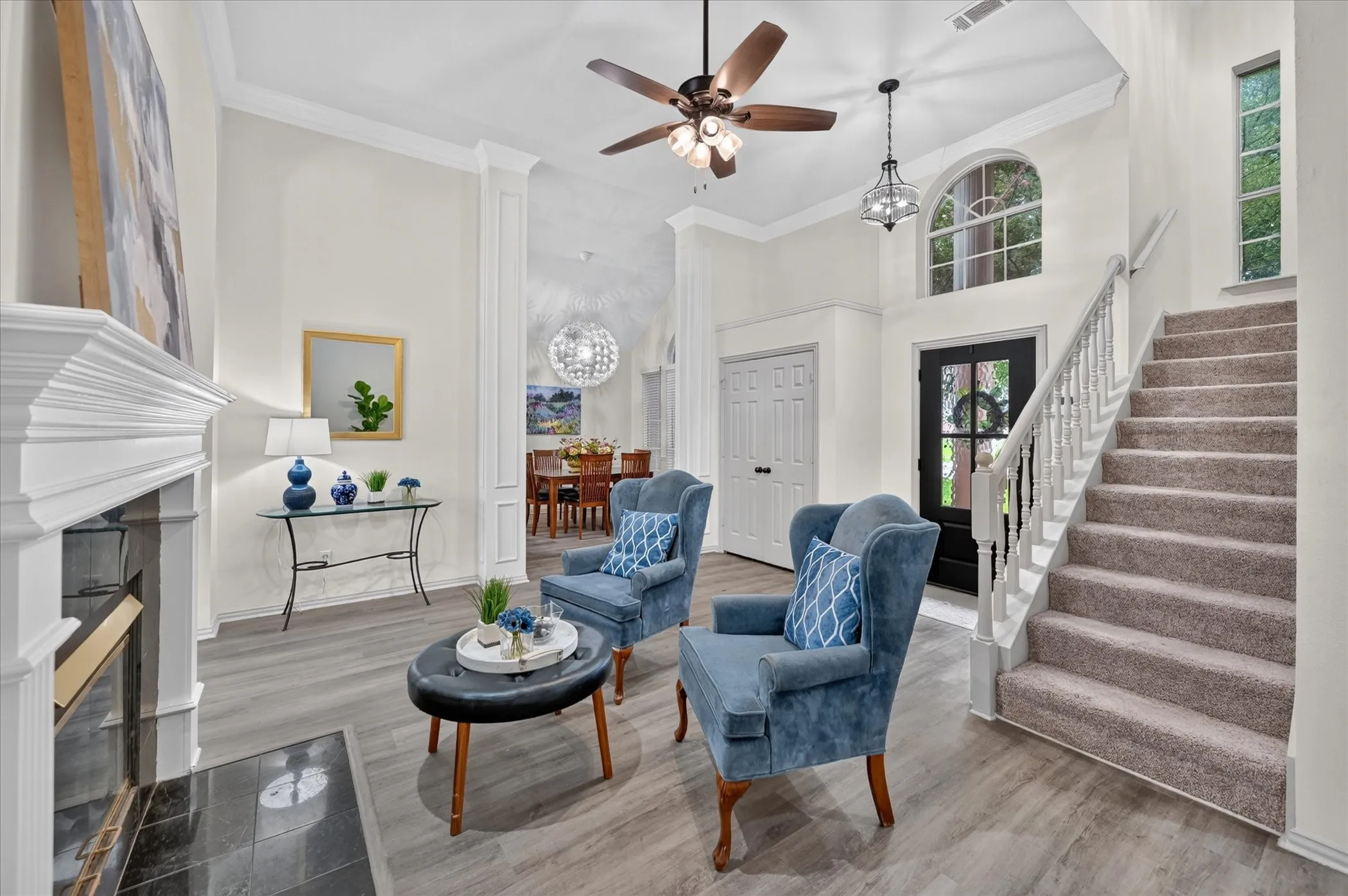 Single Family Residence For Sale in Tarrant County , 6023 Copperfield Drive, Arlington, Texas 76001, 4 Bedroom, 3 Bathroom, 2 Garage spaces, 2,395 Sqft, built in 1992, mls#21401886, Real Estate Agent in Arlington, Homes For Sale in Tarrant county, Homes For Sale in Arlington, Realtor in Arlington Texas, Real Estate Brokerage Independent Realty Texas, Luminita Cordes Realtor
