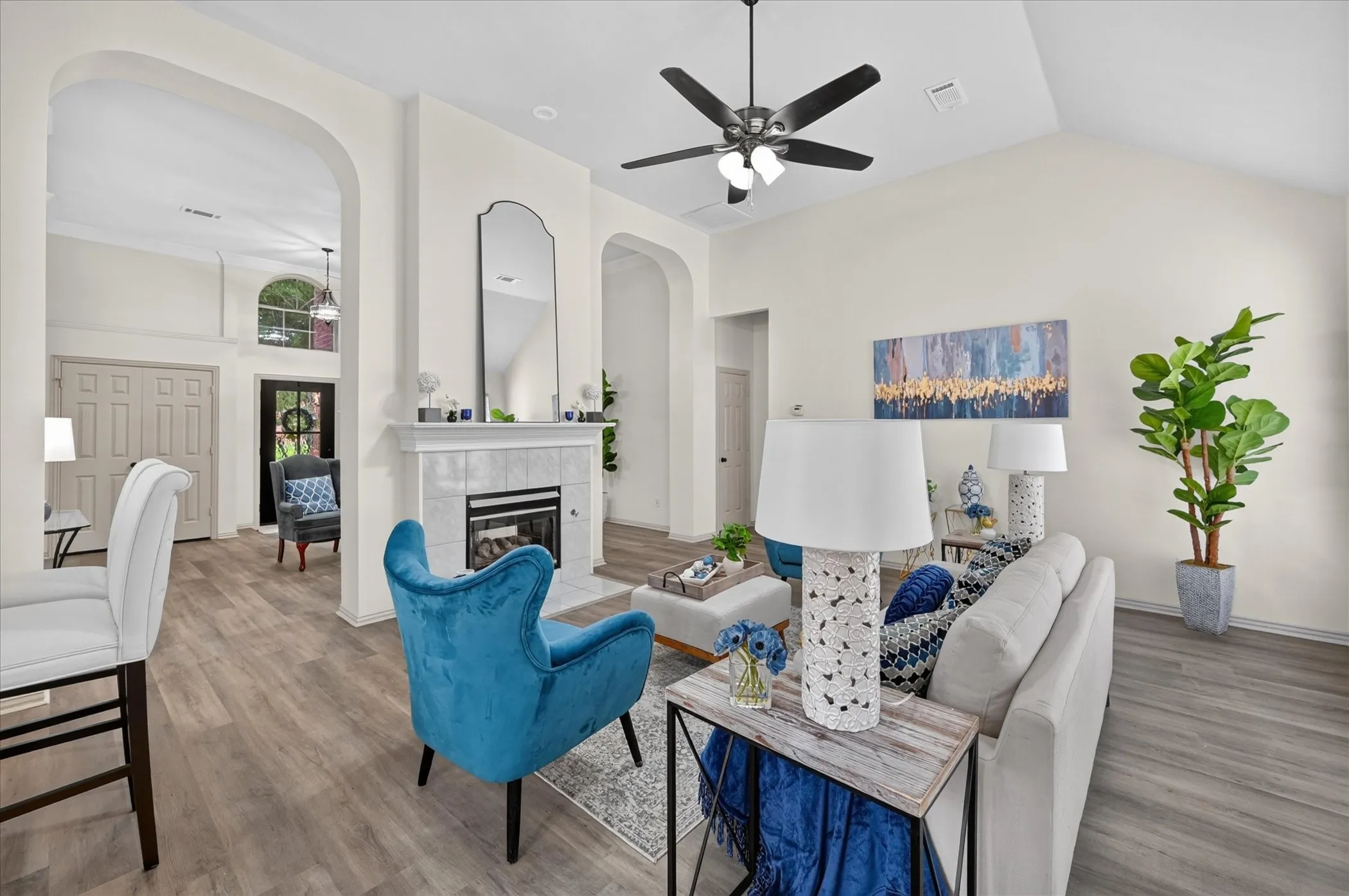 Single Family Residence For Sale in Tarrant County , 6023 Copperfield Drive, Arlington, Texas 76001, 4 Bedroom, 3 Bathroom, 2 Garage spaces, 2,395 Sqft, built in 1992, mls#21401886, Real Estate Agent in Arlington, Homes For Sale in Tarrant county, Homes For Sale in Arlington, Realtor in Arlington Texas, Real Estate Brokerage Independent Realty Texas, Luminita Cordes Realtor