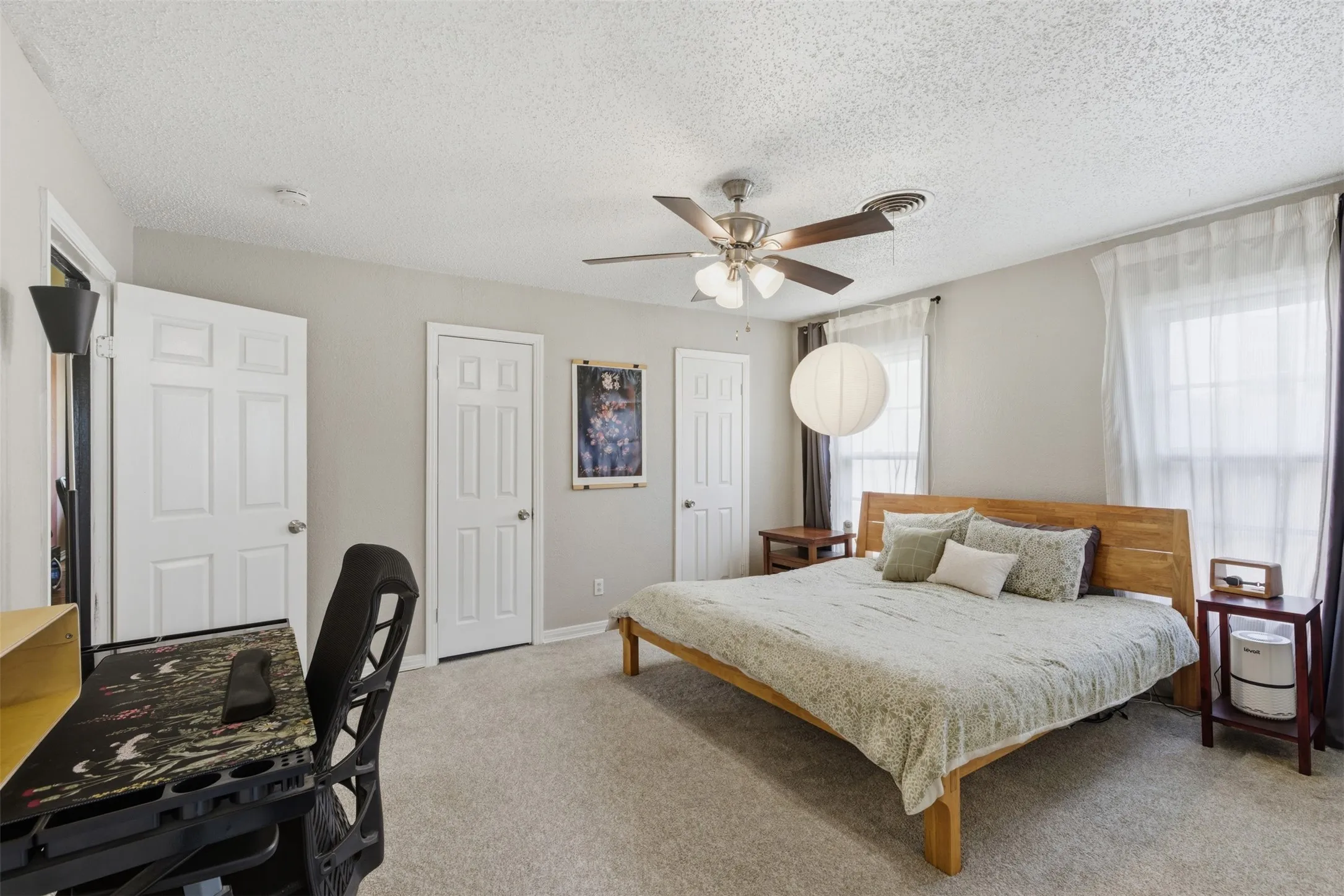 Single Family Residence For Sale in Tarrant County , 4324 Lambeth Lane, Fort Worth, Texas 76103, 3 Bedroom, 2 Bathroom, Garage spaces, 1,525 Sqft, built in 1949, mls#21402010, Real Estate Agent in Fort Worth, Homes For Sale in Tarrant county, Homes For Sale in Fort Worth, Realtor in Fort Worth Texas, Real Estate Brokerage Independent Realty Texas, Luminita Cordes Realtor