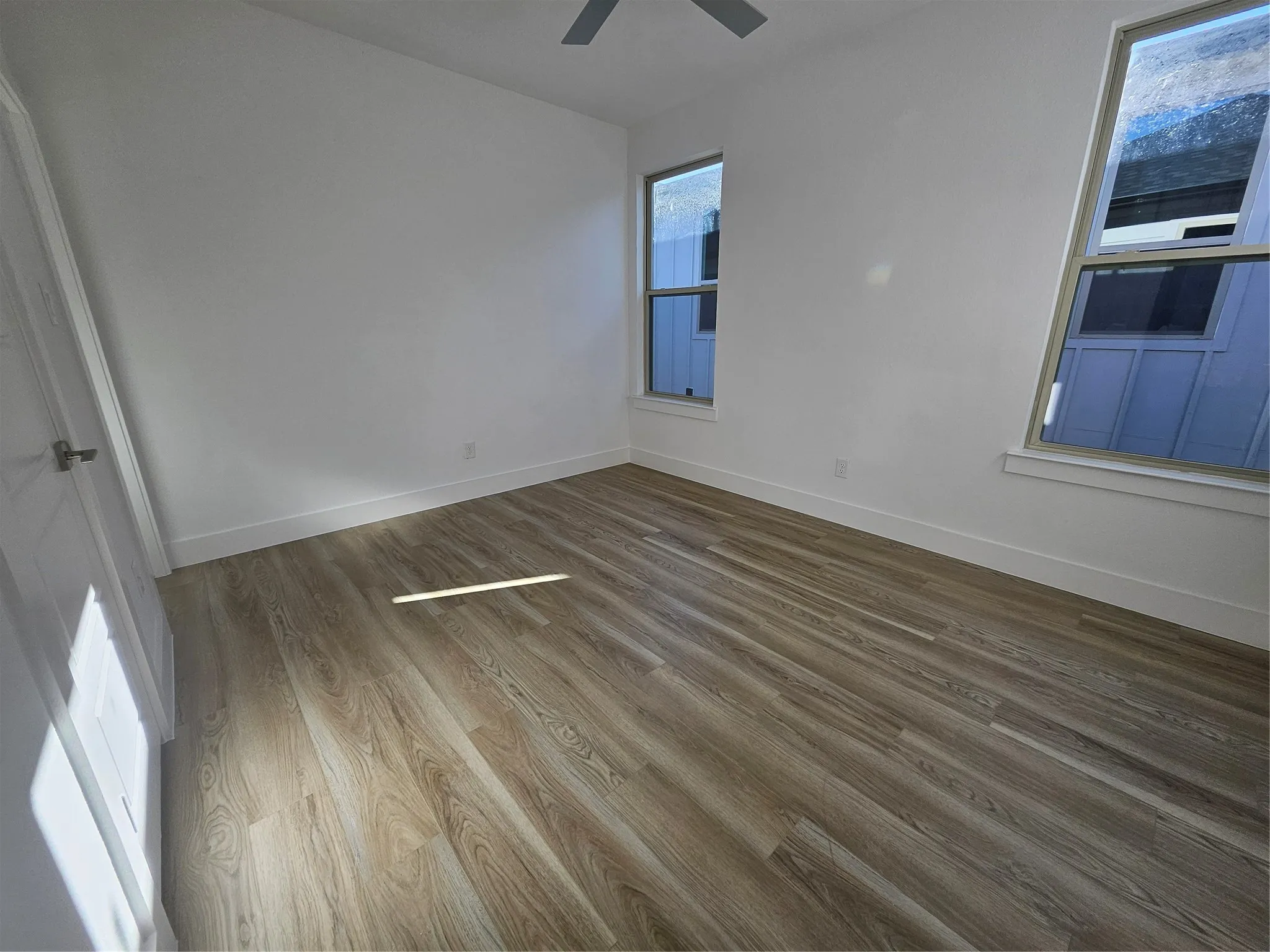 Duplex For Rent in Dallas County , 5601 Wayside Drive, Dallas, Texas 75235, 4 Bedroom, 4 Bathroom, 2 Garage spaces, 2,085 Sqft, built in 2026, mls#21401785, Real Estate Agent in Dallas, Homes For Rent in Dallas county, Homes For Rent in Dallas, Realtor in Dallas Texas, Real Estate Brokerage Independent Realty Texas, Luminita Cordes Realtor