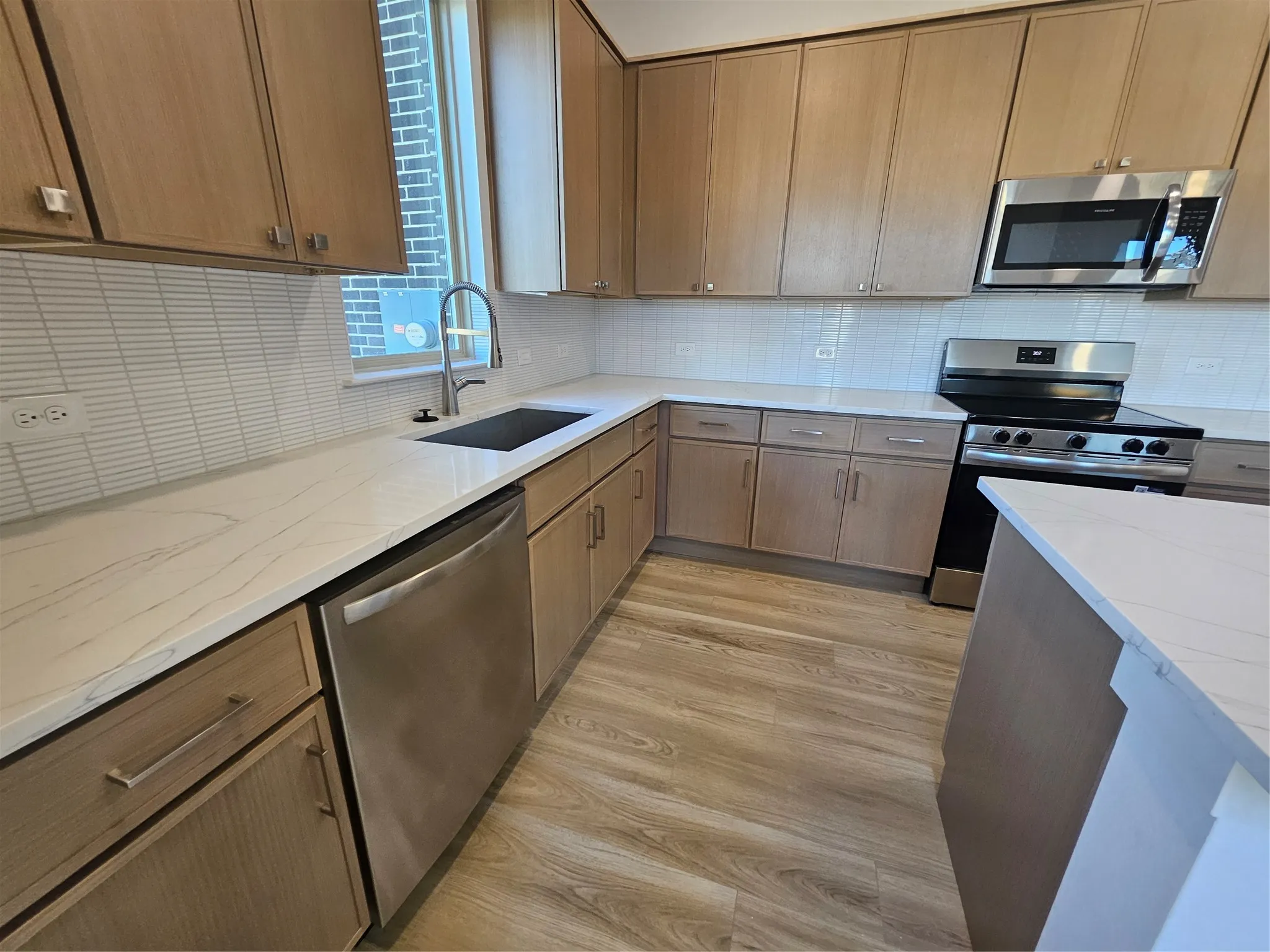 Duplex For Rent in Dallas County , 5601 Wayside Drive, Dallas, Texas 75235, 4 Bedroom, 4 Bathroom, 2 Garage spaces, 2,085 Sqft, built in 2026, mls#21401785, Real Estate Agent in Dallas, Homes For Rent in Dallas county, Homes For Rent in Dallas, Realtor in Dallas Texas, Real Estate Brokerage Independent Realty Texas, Luminita Cordes Realtor
