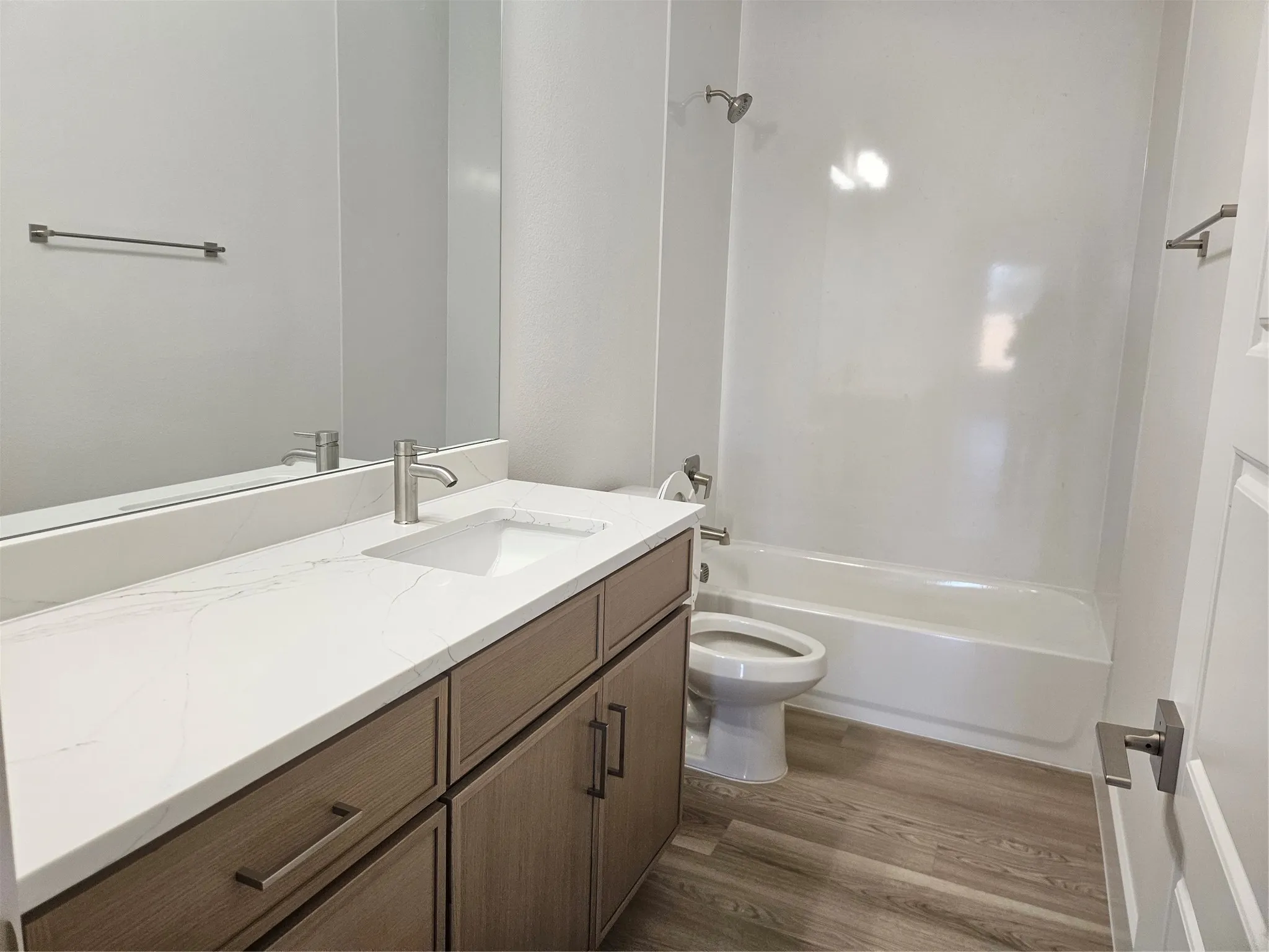 Duplex For Rent in Dallas County , 5601 Wayside Drive, Dallas, Texas 75235, 4 Bedroom, 4 Bathroom, 2 Garage spaces, 2,085 Sqft, built in 2026, mls#21401785, Real Estate Agent in Dallas, Homes For Rent in Dallas county, Homes For Rent in Dallas, Realtor in Dallas Texas, Real Estate Brokerage Independent Realty Texas, Luminita Cordes Realtor