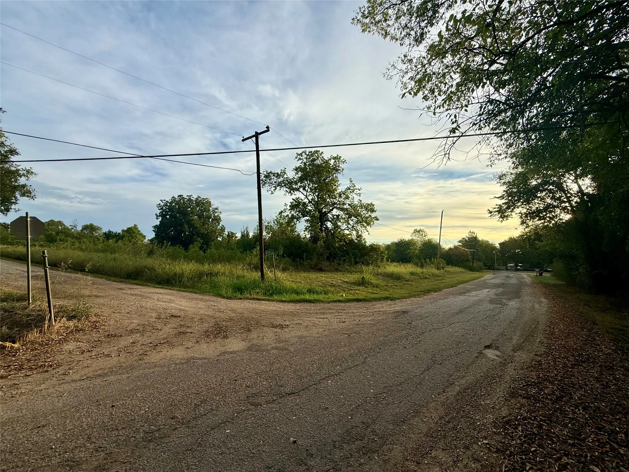 Unimproved Land For Sale in Lamar County , 354 N Jeffus Street, Deport, Texas 75435, 0, 0, Garage spaces, 0 Sqft, built in 0, mls#21397486, Real Estate Agent in Deport, Homes For Sale in Lamar county, Homes For Sale in Deport, Realtor in Deport Texas, Real Estate Brokerage Independent Realty Texas, Luminita Cordes Realtor