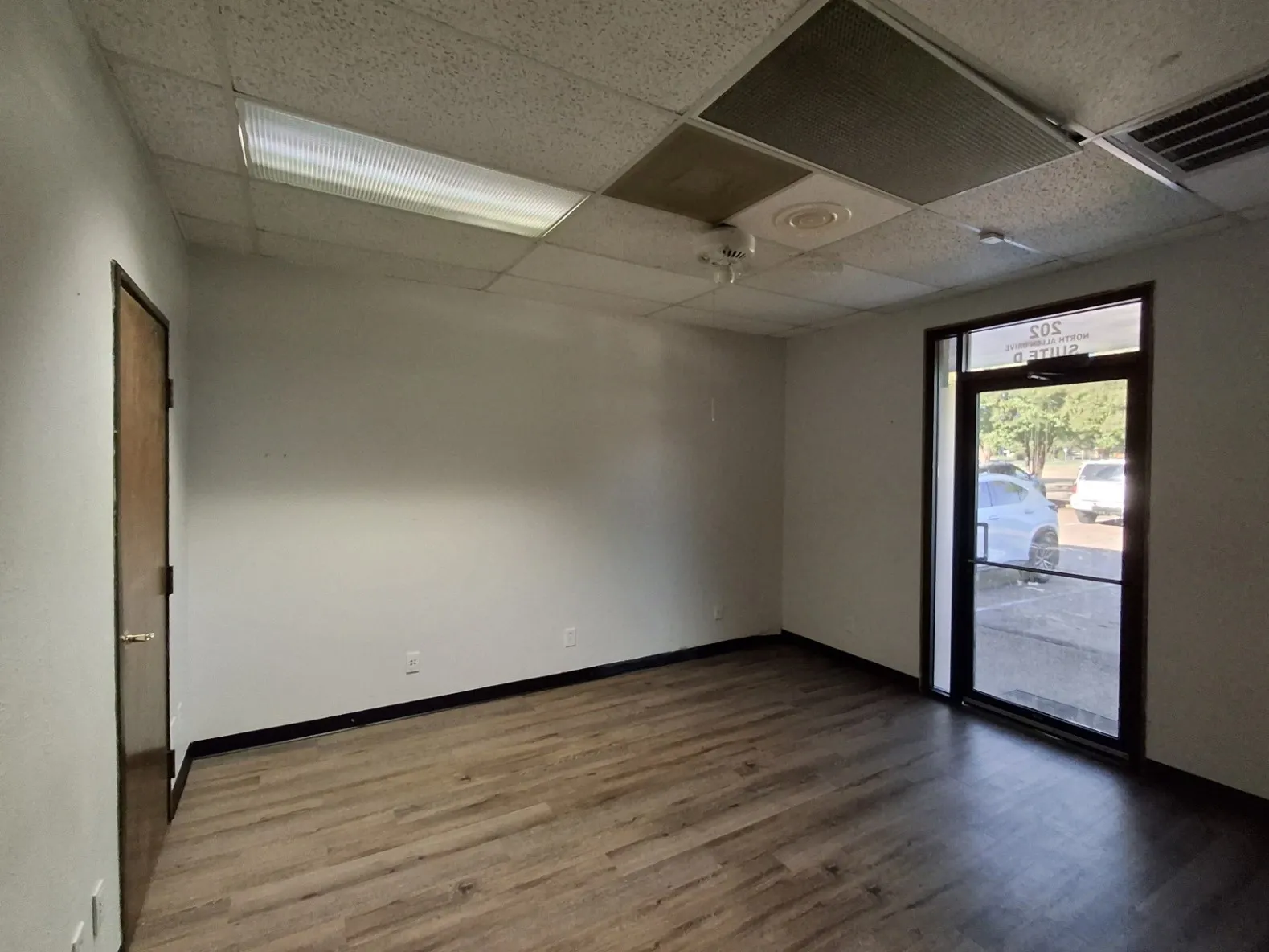 Office For Rent in Collin County , 202 N Allen Drive D, Allen, Texas 75013, 0, 0, Garage spaces, 0 Sqft, built in 1984, mls#21402017, Real Estate Agent in Allen, Homes For Rent in Collin county, Homes For Rent in Allen, Realtor in Allen Texas, Real Estate Brokerage Independent Realty Texas, Luminita Cordes Realtor