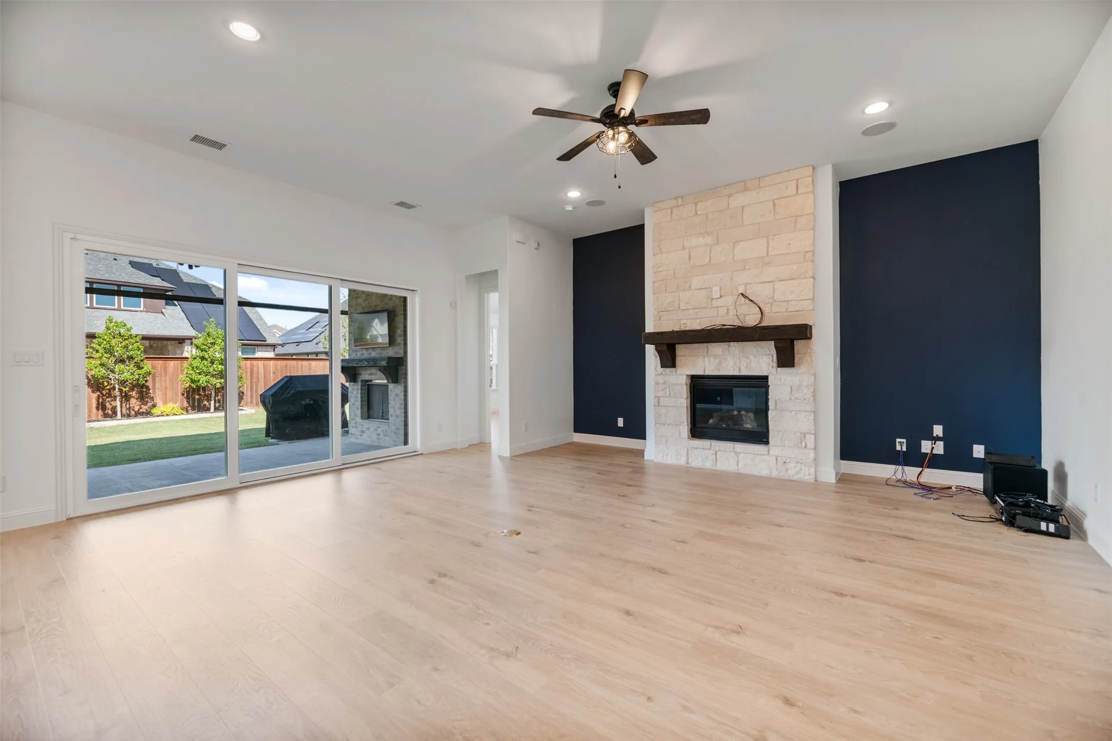 Single Family Residence For Sale in Collin County , 2625 Somerset Lane, Celina, Texas 75009, 4 Bedroom, 3 Bathroom, 3 Garage spaces, 2,782 Sqft, built in 2024, mls#21401352, Real Estate Agent in Celina, Homes For Sale in Collin county, Homes For Sale in Celina, Realtor in Celina Texas, Real Estate Brokerage Independent Realty Texas, Luminita Cordes Realtor