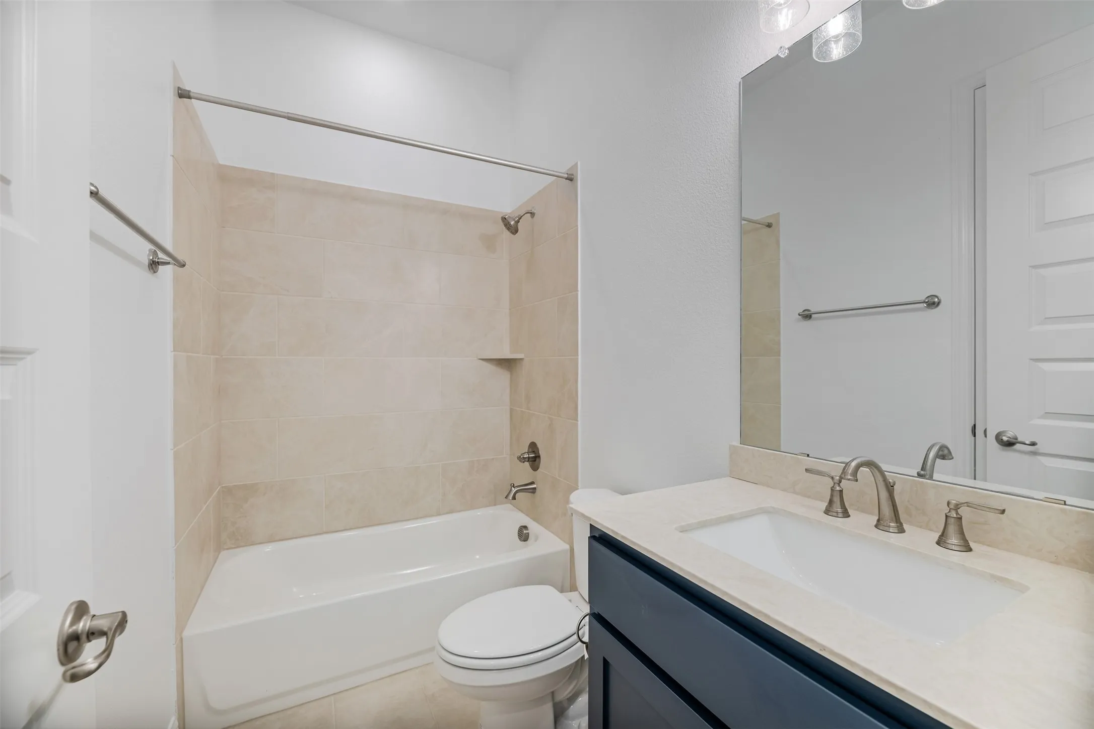Single Family Residence For Sale in Collin County , 2625 Somerset Lane, Celina, Texas 75009, 4 Bedroom, 3 Bathroom, 3 Garage spaces, 2,782 Sqft, built in 2024, mls#21401352, Real Estate Agent in Celina, Homes For Sale in Collin county, Homes For Sale in Celina, Realtor in Celina Texas, Real Estate Brokerage Independent Realty Texas, Luminita Cordes Realtor