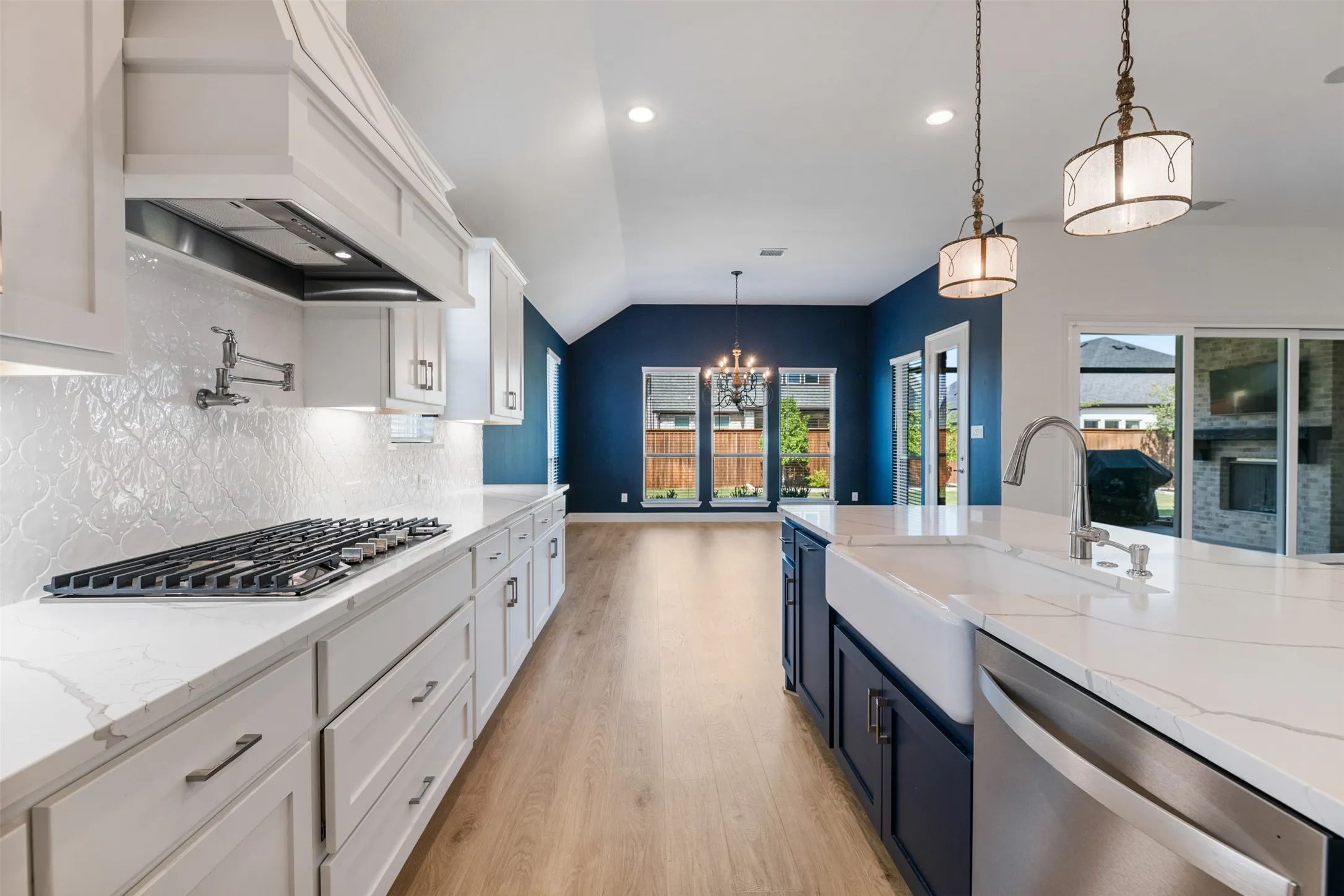 Single Family Residence For Sale in Collin County , 2625 Somerset Lane, Celina, Texas 75009, 4 Bedroom, 3 Bathroom, 3 Garage spaces, 2,782 Sqft, built in 2024, mls#21401352, Real Estate Agent in Celina, Homes For Sale in Collin county, Homes For Sale in Celina, Realtor in Celina Texas, Real Estate Brokerage Independent Realty Texas, Luminita Cordes Realtor