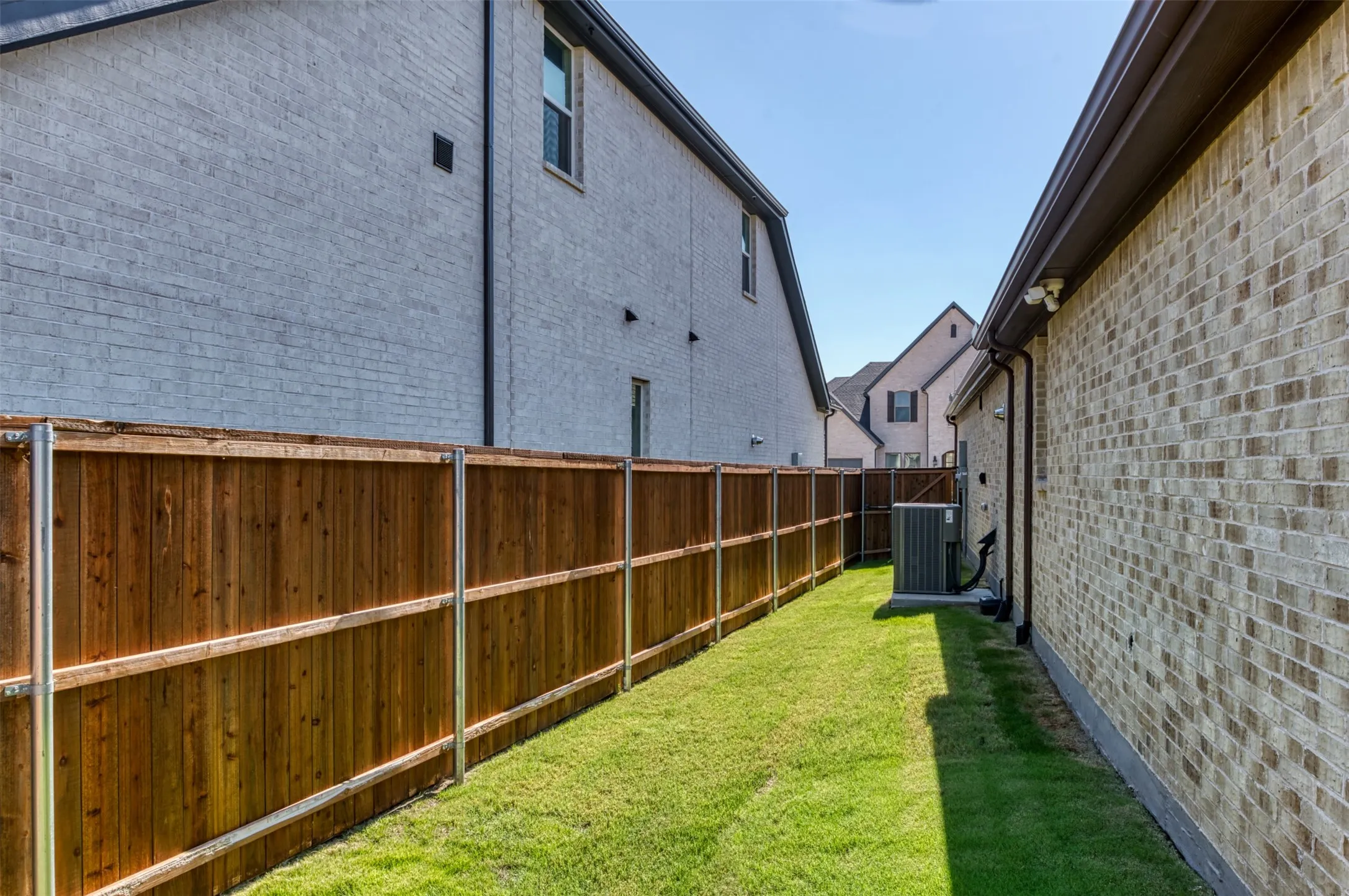 Single Family Residence For Sale in Collin County , 2625 Somerset Lane, Celina, Texas 75009, 4 Bedroom, 3 Bathroom, 3 Garage spaces, 2,782 Sqft, built in 2024, mls#21401352, Real Estate Agent in Celina, Homes For Sale in Collin county, Homes For Sale in Celina, Realtor in Celina Texas, Real Estate Brokerage Independent Realty Texas, Luminita Cordes Realtor
