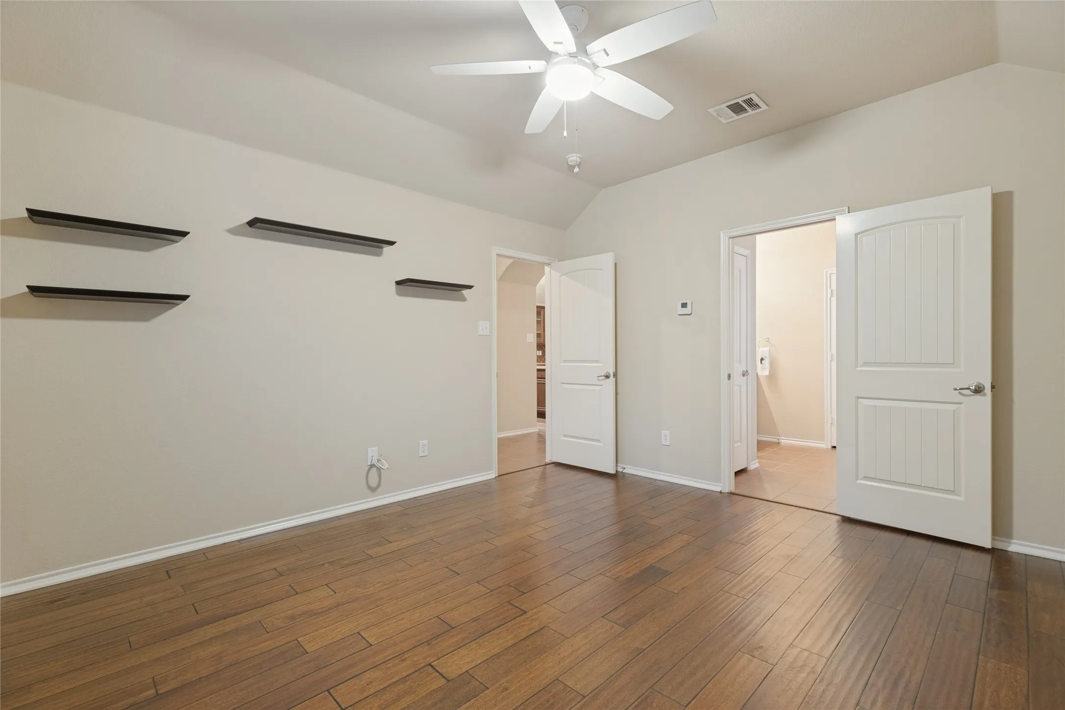Single Family Residence For Sale in Denton County , 1745 Goodwin Drive, Providence Village, Texas 76227, 2 Bedroom, 2 Bathroom, 2 Garage spaces, 1,347 Sqft, built in 2009, mls#21401018, Real Estate Agent in Providence Village, Homes For Sale in Denton county, Homes For Sale in Providence Village, Realtor in Providence Village Texas, Real Estate Brokerage Independent Realty Texas, Luminita Cordes Realtor