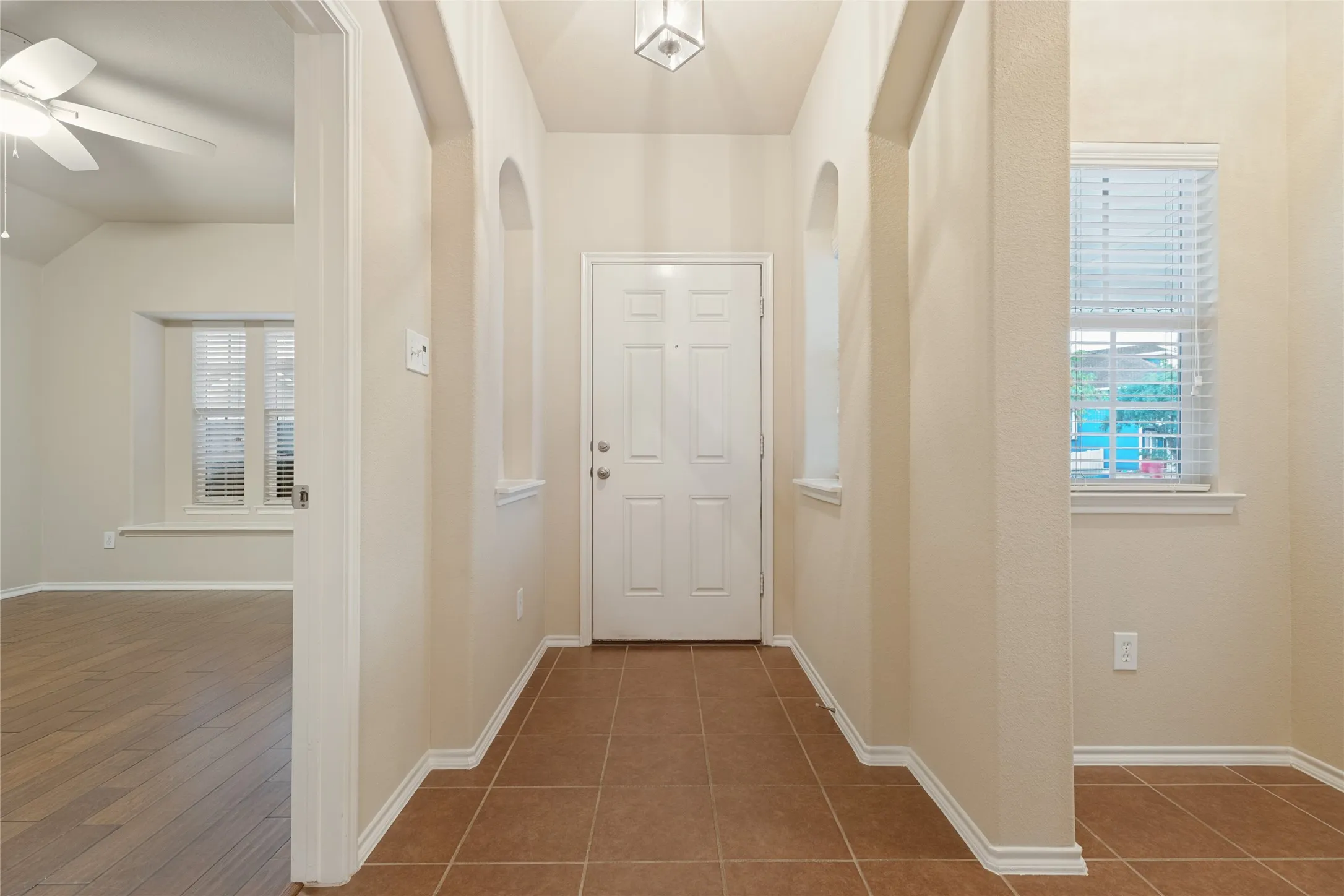 Single Family Residence For Sale in Denton County , 1745 Goodwin Drive, Providence Village, Texas 76227, 2 Bedroom, 2 Bathroom, 2 Garage spaces, 1,347 Sqft, built in 2009, mls#21401018, Real Estate Agent in Providence Village, Homes For Sale in Denton county, Homes For Sale in Providence Village, Realtor in Providence Village Texas, Real Estate Brokerage Independent Realty Texas, Luminita Cordes Realtor