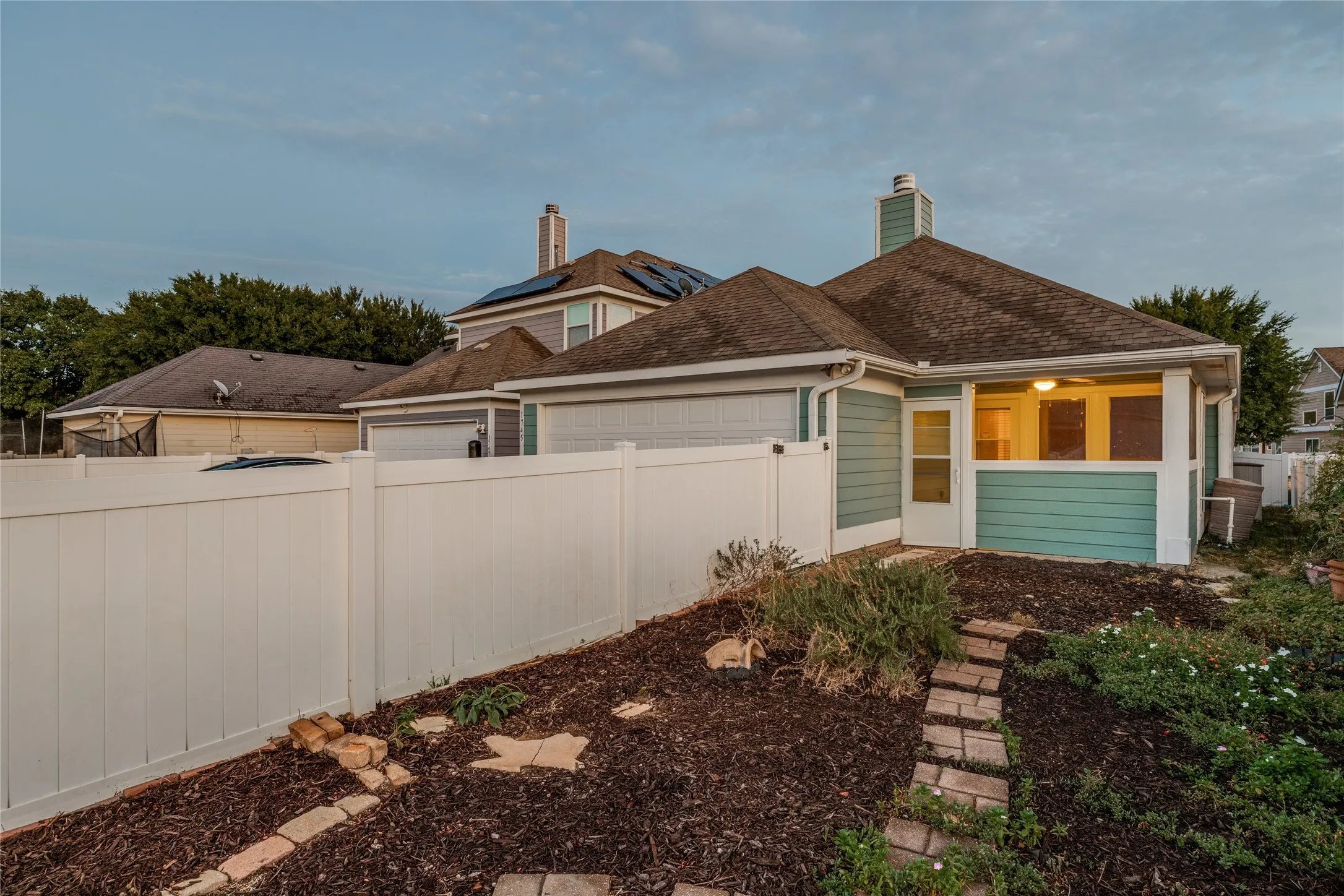 Single Family Residence For Sale in Denton County , 1745 Goodwin Drive, Providence Village, Texas 76227, 2 Bedroom, 2 Bathroom, 2 Garage spaces, 1,347 Sqft, built in 2009, mls#21401018, Real Estate Agent in Providence Village, Homes For Sale in Denton county, Homes For Sale in Providence Village, Realtor in Providence Village Texas, Real Estate Brokerage Independent Realty Texas, Luminita Cordes Realtor