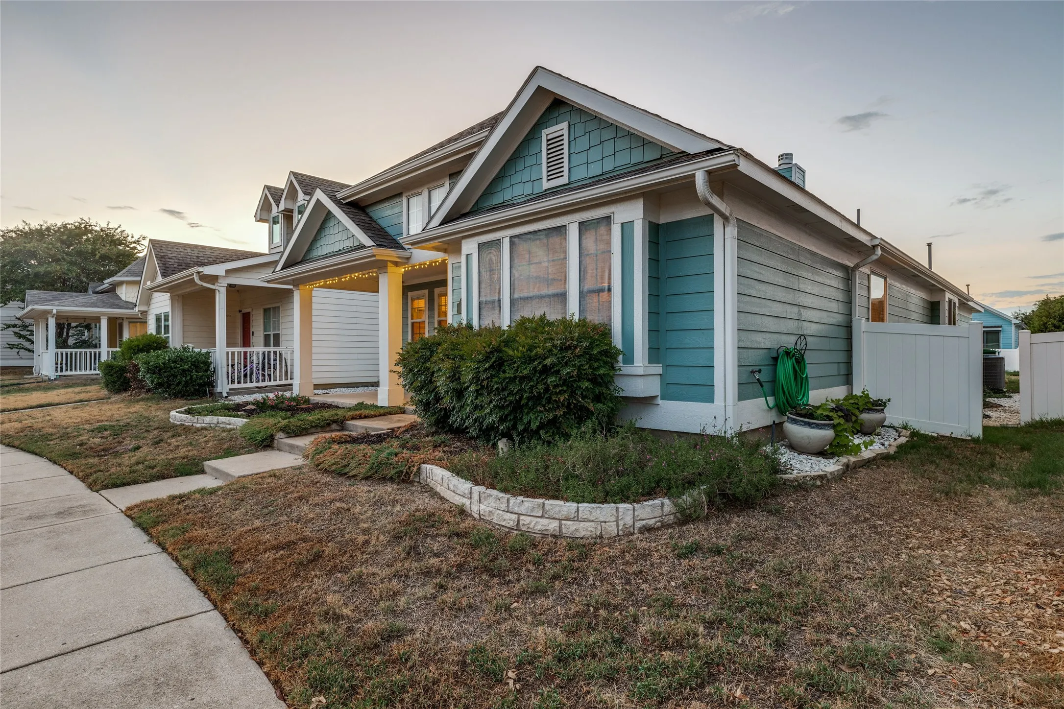 Single Family Residence For Sale in Denton County , 1745 Goodwin Drive, Providence Village, Texas 76227, 2 Bedroom, 2 Bathroom, 2 Garage spaces, 1,347 Sqft, built in 2009, mls#21401018, Real Estate Agent in Providence Village, Homes For Sale in Denton county, Homes For Sale in Providence Village, Realtor in Providence Village Texas, Real Estate Brokerage Independent Realty Texas, Luminita Cordes Realtor