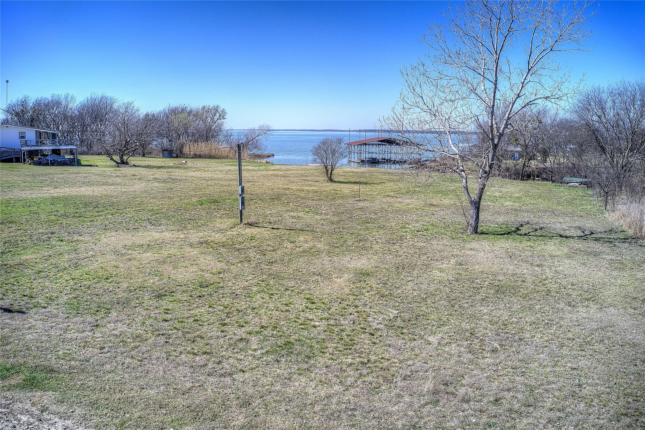 Unimproved Land For Sale in Hunt County , 3892 Thunder Point Drive, Lone Oak, Texas 75453, 0, 0, Garage spaces, 0 Sqft, built in 0, mls#21402020, Real Estate Agent in Lone Oak, Homes For Sale in Hunt county, Homes For Sale in Lone Oak, Realtor in Lone Oak Texas, Real Estate Brokerage Independent Realty Texas, Luminita Cordes Realtor