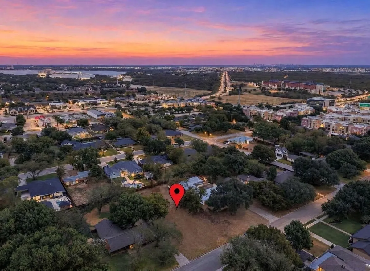 Unimproved Land For Sale in Tarrant County , 825 E Worth Street, Grapevine, Texas 76051, 0, 0, Garage spaces, 0 Sqft, built in 0, mls#21391764, Real Estate Agent in Grapevine, Homes For Sale in Tarrant county, Homes For Sale in Grapevine, Realtor in Grapevine Texas, Real Estate Brokerage Independent Realty Texas, Luminita Cordes Realtor