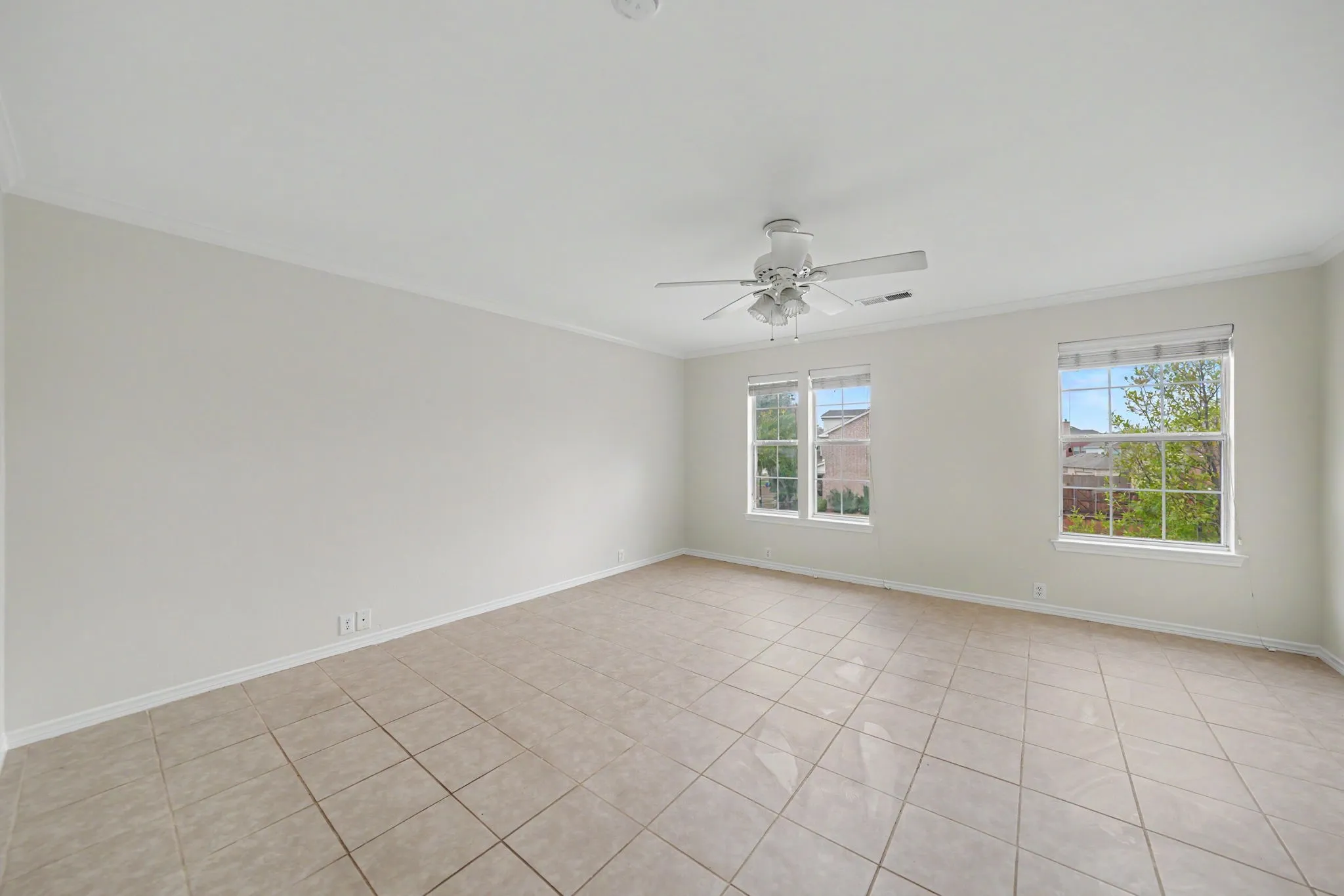 Duplex For Rent in Collin County , 11287 Pear Ridge Drive, Frisco, Texas 75035, 2 Bedroom, 2 Bathroom, 2 Garage spaces, 1,290 Sqft, built in 2003, mls#21401296, Real Estate Agent in Frisco, Homes For Rent in Collin county, Homes For Rent in Frisco, Realtor in Frisco Texas, Real Estate Brokerage Independent Realty Texas, Luminita Cordes Realtor