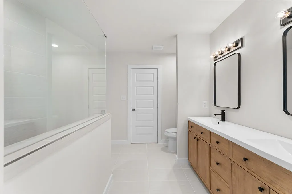 Single Family Residence For Sale in Dallas County , 2428 Saint Clair Drive, Dallas, Texas 75215, 3 Bedroom, 4 Bathroom, 1 Garage spaces, 1,777 Sqft, built in 2026, mls#21401682, Real Estate Agent in Dallas, Homes For Sale in Dallas county, Homes For Sale in Dallas, Realtor in Dallas Texas, Real Estate Brokerage Independent Realty Texas, Luminita Cordes Realtor