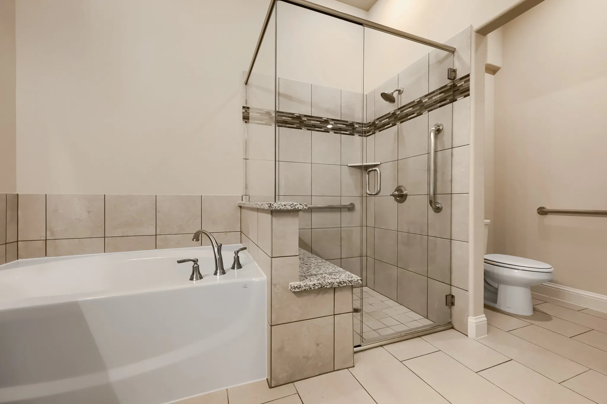 Single Family Residence For Sale in Johnson County , 989 Imperial Eagle Road, Alvarado, Texas 76009, 4 Bedroom, 3 Bathroom, 2 Garage spaces, 1,975 Sqft, built in 2023, mls#21089383, Real Estate Agent in Alvarado, Homes For Sale in Johnson county, Homes For Sale in Alvarado, Realtor in Alvarado Texas, Real Estate Brokerage Independent Realty Texas, Luminita Cordes Realtor