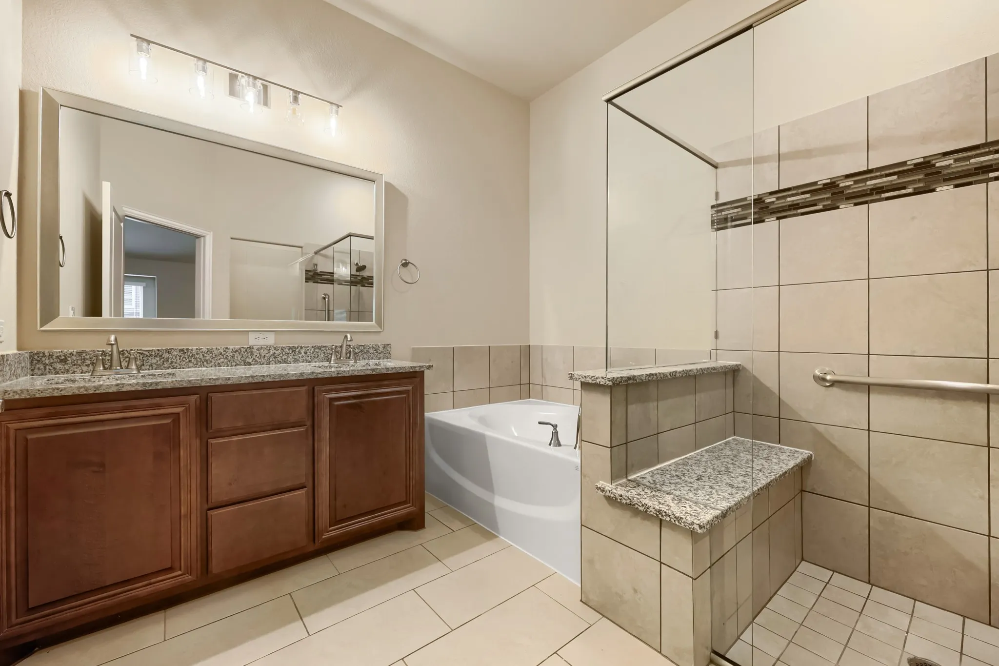 Single Family Residence For Sale in Johnson County , 989 Imperial Eagle Road, Alvarado, Texas 76009, 4 Bedroom, 3 Bathroom, 2 Garage spaces, 1,975 Sqft, built in 2023, mls#21089383, Real Estate Agent in Alvarado, Homes For Sale in Johnson county, Homes For Sale in Alvarado, Realtor in Alvarado Texas, Real Estate Brokerage Independent Realty Texas, Luminita Cordes Realtor