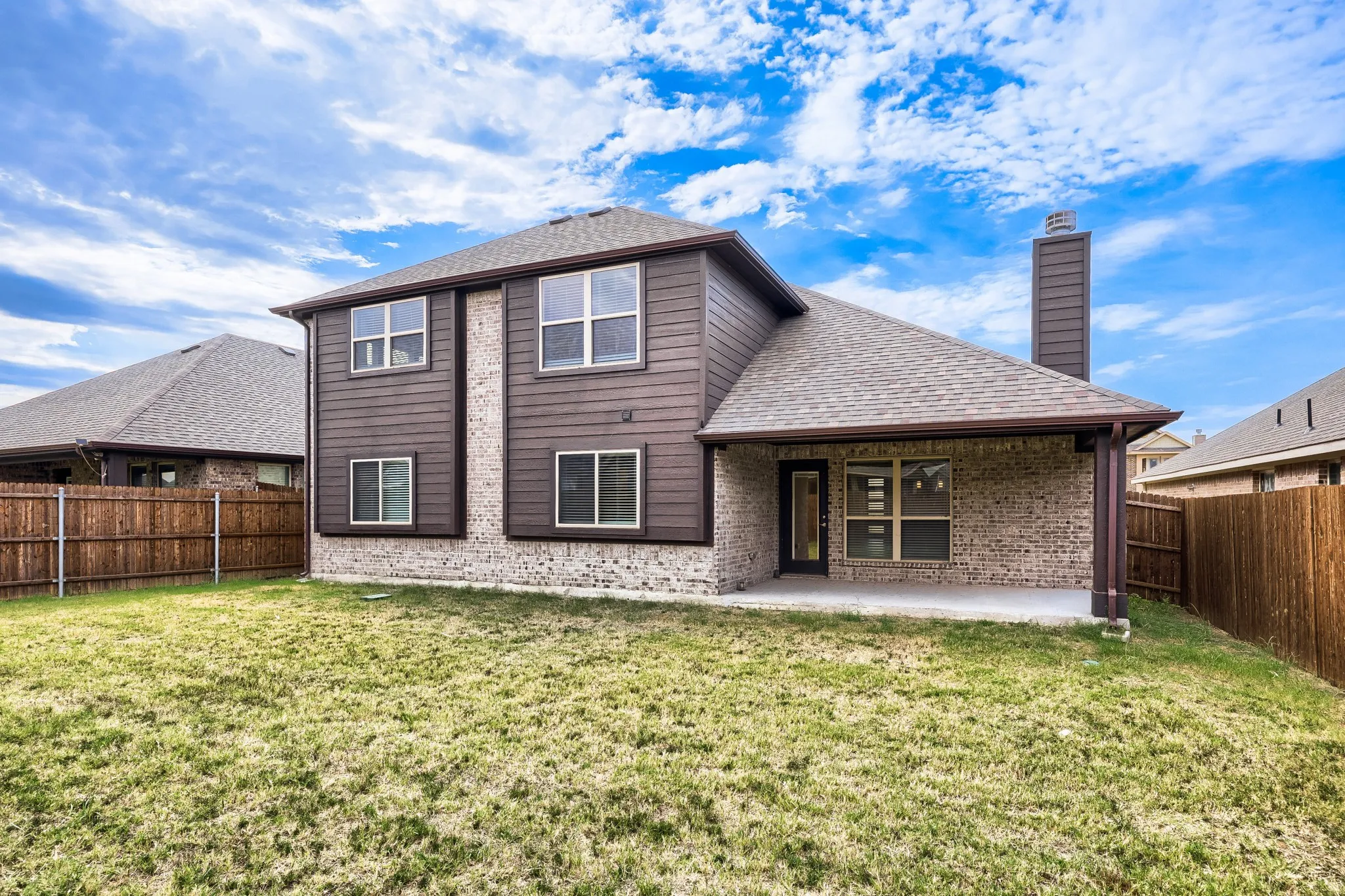 Single Family Residence For Sale in Johnson County , 989 Imperial Eagle Road, Alvarado, Texas 76009, 4 Bedroom, 3 Bathroom, 2 Garage spaces, 1,975 Sqft, built in 2023, mls#21089383, Real Estate Agent in Alvarado, Homes For Sale in Johnson county, Homes For Sale in Alvarado, Realtor in Alvarado Texas, Real Estate Brokerage Independent Realty Texas, Luminita Cordes Realtor