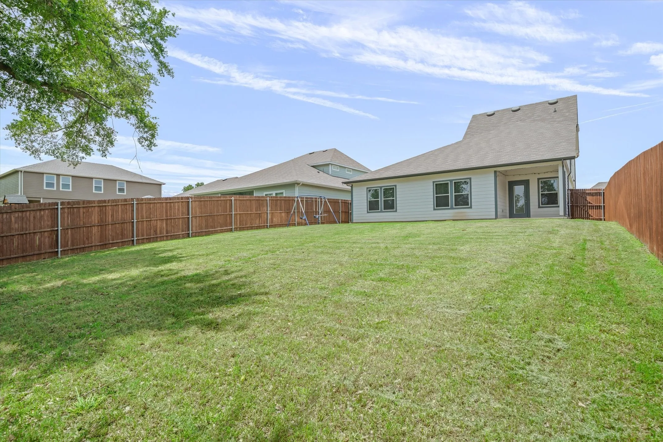 Single Family Residence For Sale in Van Zandt County , 171 Hunters Way, Canton, Texas 75103, 4 Bedroom, 3 Bathroom, 2 Garage spaces, 2,164 Sqft, built in 2023, mls#21402016, Real Estate Agent in Canton, Homes For Sale in Van Zandt county, Homes For Sale in Canton, Realtor in Canton Texas, Real Estate Brokerage Independent Realty Texas, Luminita Cordes Realtor