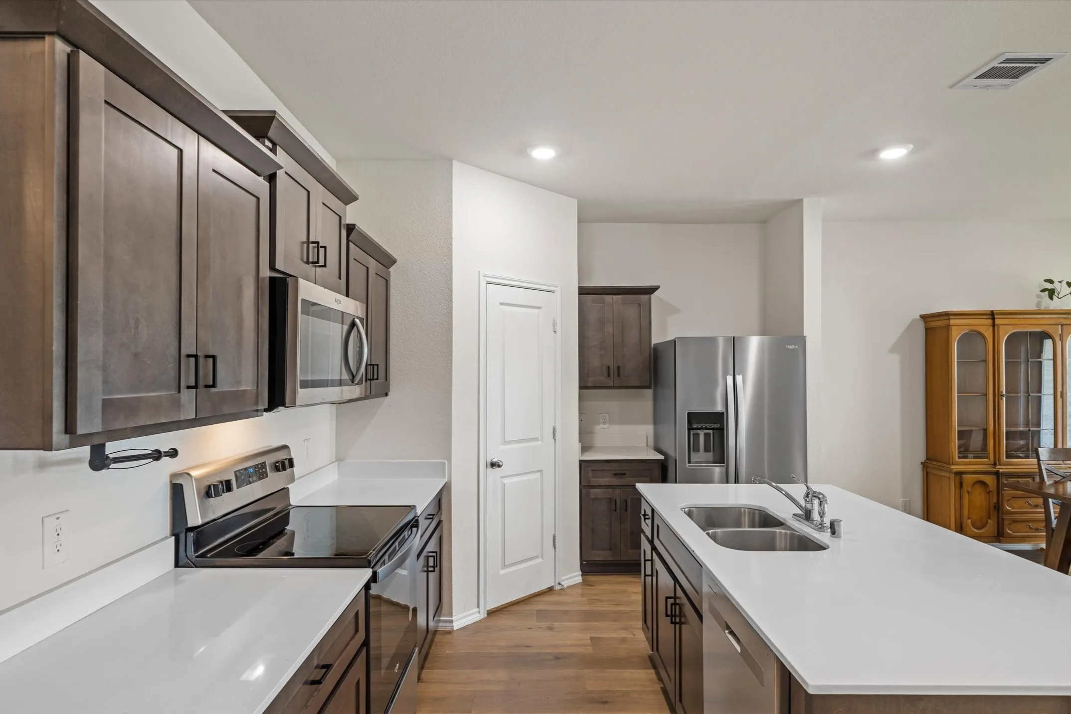 Single Family Residence For Sale in Van Zandt County , 171 Hunters Way, Canton, Texas 75103, 4 Bedroom, 3 Bathroom, 2 Garage spaces, 2,164 Sqft, built in 2023, mls#21402016, Real Estate Agent in Canton, Homes For Sale in Van Zandt county, Homes For Sale in Canton, Realtor in Canton Texas, Real Estate Brokerage Independent Realty Texas, Luminita Cordes Realtor
