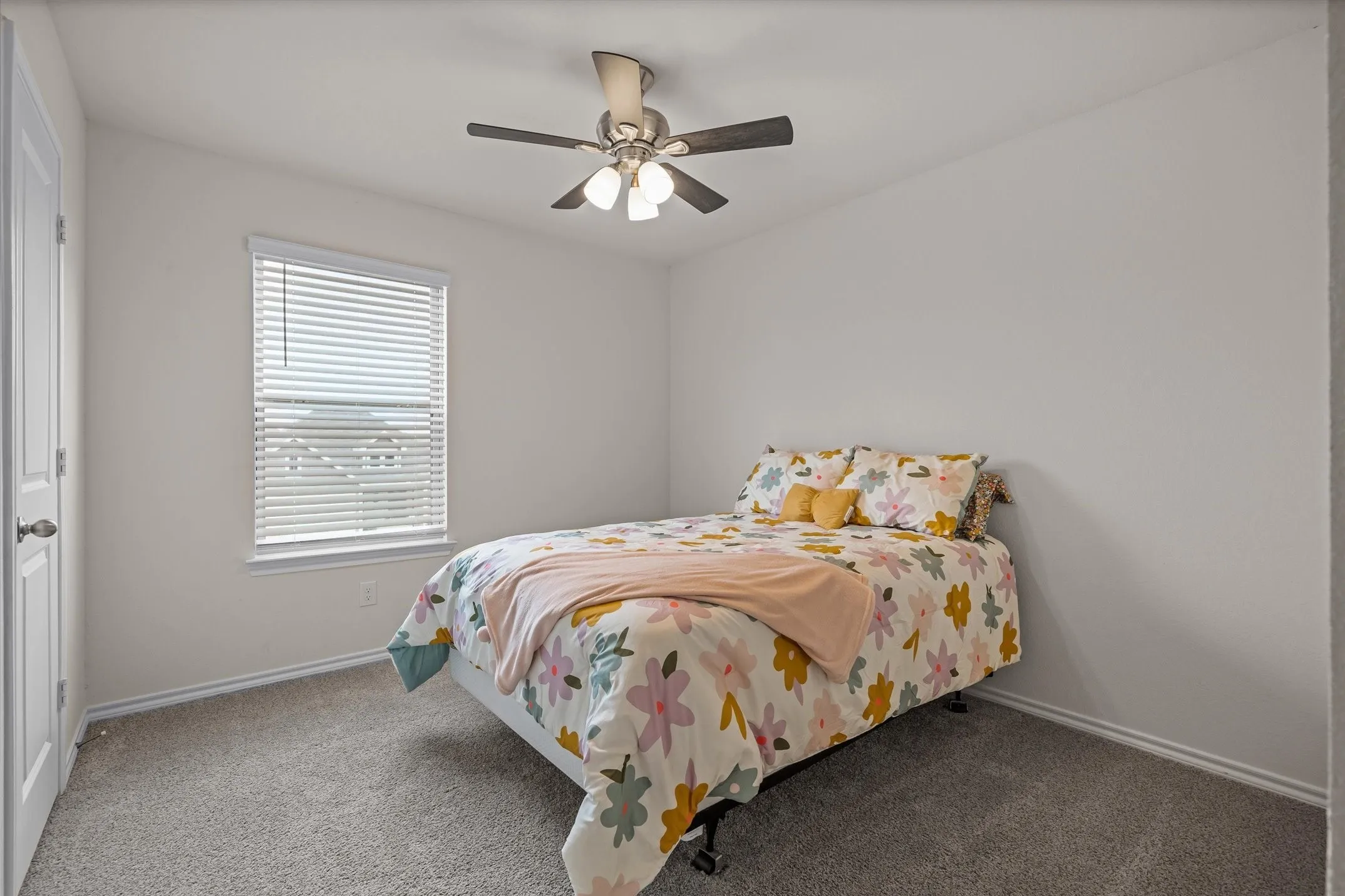 Single Family Residence For Sale in Van Zandt County , 171 Hunters Way, Canton, Texas 75103, 4 Bedroom, 3 Bathroom, 2 Garage spaces, 2,164 Sqft, built in 2023, mls#21402016, Real Estate Agent in Canton, Homes For Sale in Van Zandt county, Homes For Sale in Canton, Realtor in Canton Texas, Real Estate Brokerage Independent Realty Texas, Luminita Cordes Realtor