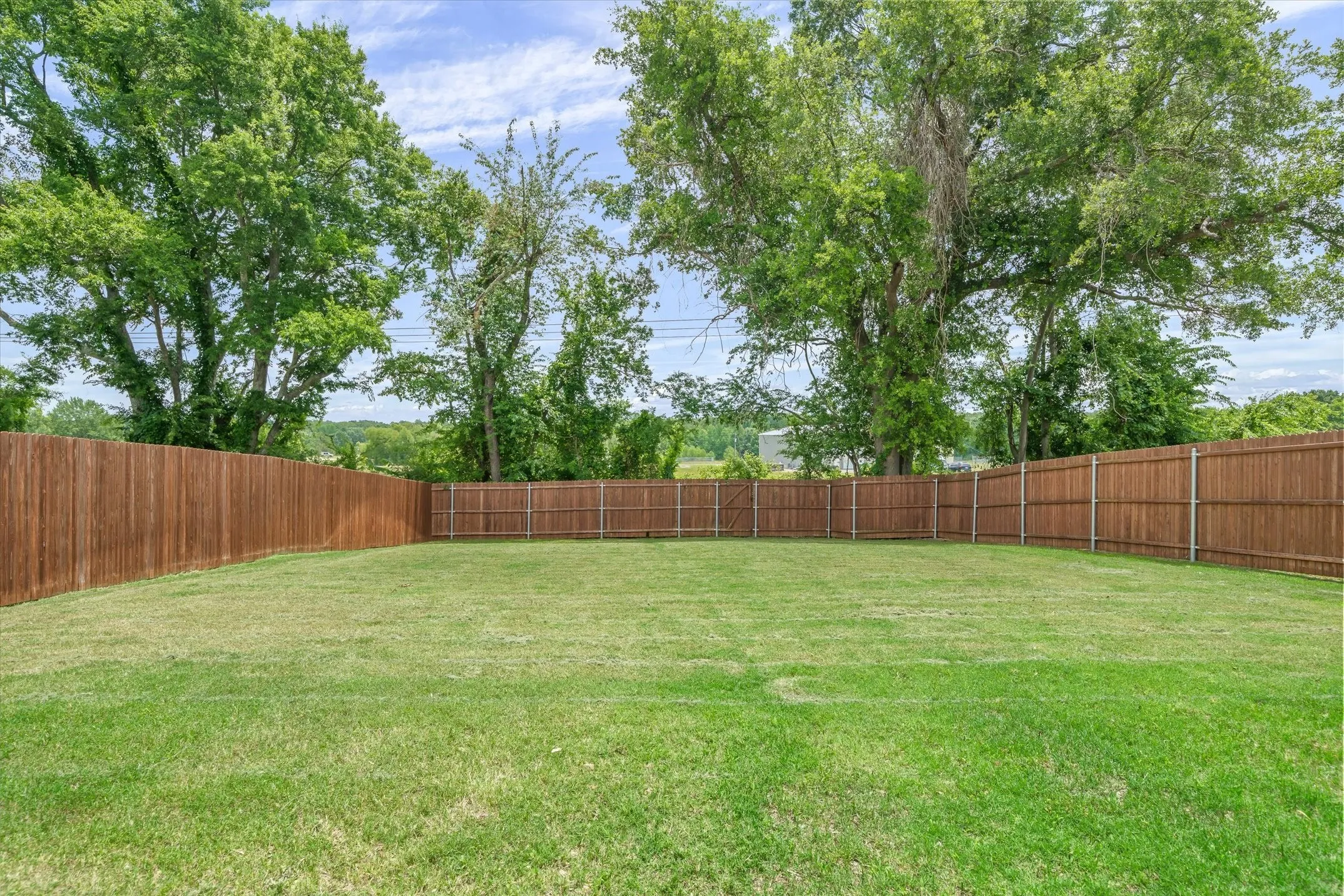 Single Family Residence For Sale in Van Zandt County , 171 Hunters Way, Canton, Texas 75103, 4 Bedroom, 3 Bathroom, 2 Garage spaces, 2,164 Sqft, built in 2023, mls#21402016, Real Estate Agent in Canton, Homes For Sale in Van Zandt county, Homes For Sale in Canton, Realtor in Canton Texas, Real Estate Brokerage Independent Realty Texas, Luminita Cordes Realtor