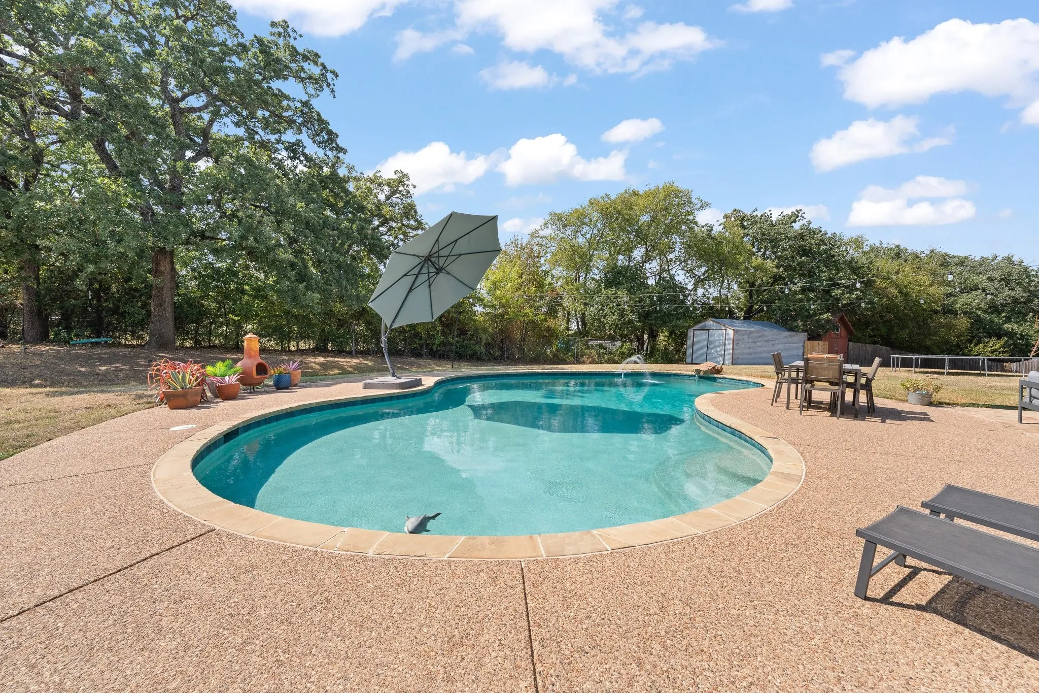 Single Family Residence For Sale in Johnson County , 312 Trailwood Drive, Joshua, Texas 76058, 4 Bedroom, 3 Bathroom, Garage spaces, 2,132 Sqft, built in 1981, mls#21399024, Real Estate Agent in Joshua, Homes For Sale in Johnson county, Homes For Sale in Joshua, Realtor in Joshua Texas, Real Estate Brokerage Independent Realty Texas, Luminita Cordes Realtor