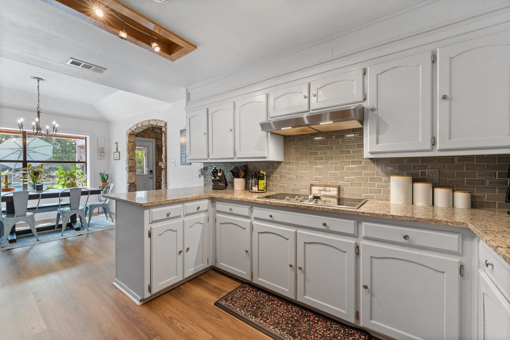 Single Family Residence For Sale in Johnson County , 312 Trailwood Drive, Joshua, Texas 76058, 4 Bedroom, 3 Bathroom, Garage spaces, 2,132 Sqft, built in 1981, mls#21399024, Real Estate Agent in Joshua, Homes For Sale in Johnson county, Homes For Sale in Joshua, Realtor in Joshua Texas, Real Estate Brokerage Independent Realty Texas, Luminita Cordes Realtor