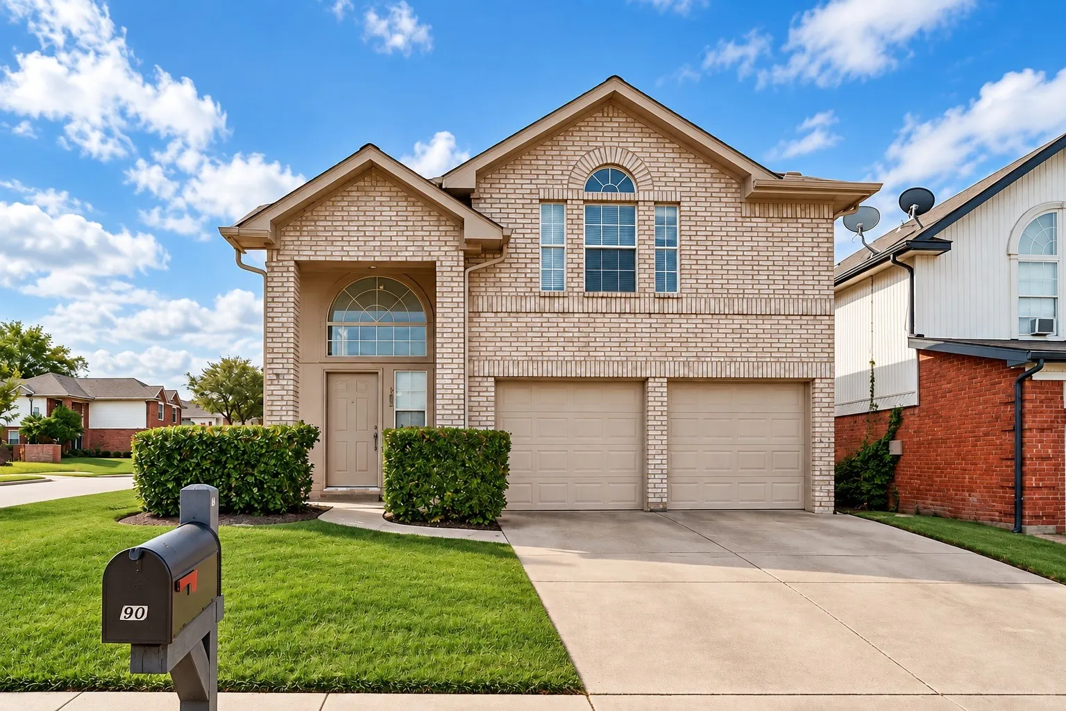 Single Family Residence For Sale in Collin County , 900 Sweetgum Creek, Plano, Texas 75023, 3 Bedroom, 3 Bathroom, 2 Garage spaces, 1,573 Sqft, built in 1991, mls#21400097, Real Estate Agent in Plano, Homes For Sale in Collin county, Homes For Sale in Plano, Realtor in Plano Texas, Real Estate Brokerage Independent Realty Texas, Luminita Cordes Realtor