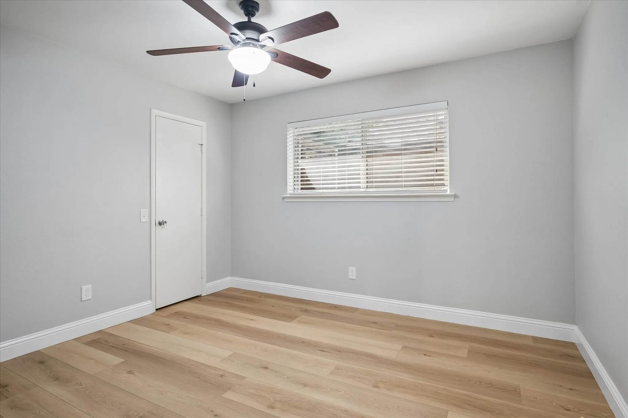 Single Family Residence For Rent in Dallas County , 16817 Rustic Meadows Drive, Dallas, Texas 75248, 3 Bedroom, 3 Bathroom, 2 Garage spaces, 2,190 Sqft, built in 1977, mls#21400902, Real Estate Agent in Dallas, Homes For Rent in Dallas county, Homes For Rent in Dallas, Realtor in Dallas Texas, Real Estate Brokerage Independent Realty Texas, Luminita Cordes Realtor
